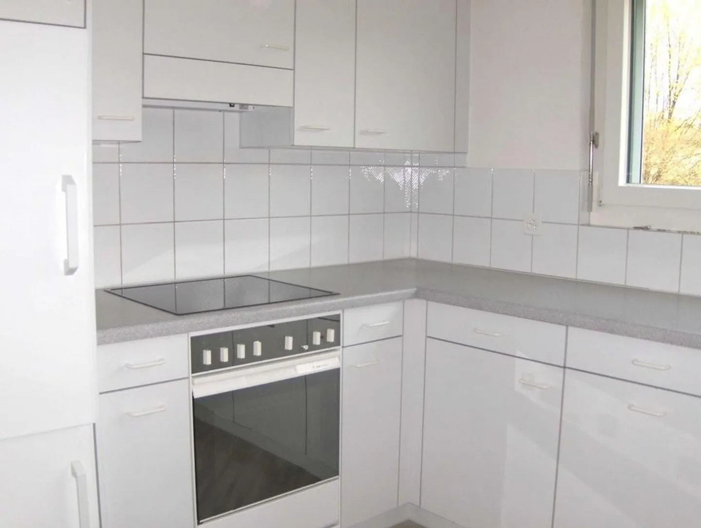 Appartement spacieux et lumineux dans un quartier familial - Photo 2 sur 5