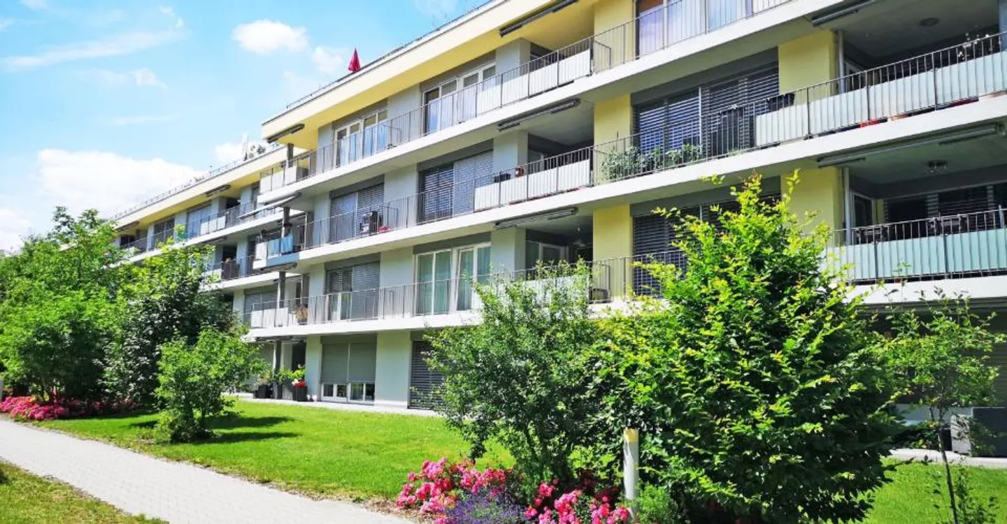 Tiefgaragenstellplatz zu Vermieten - Foto 1 von 2