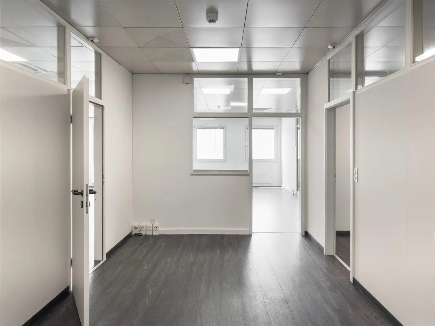 Büro-/Werkstattfläche von 337m2 in Satigny - Foto 5 von 11