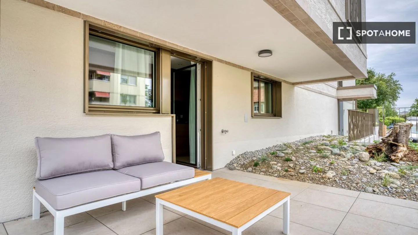 Discover, visit, and rent your new home online with complete confidence. - Photo 3 of 18