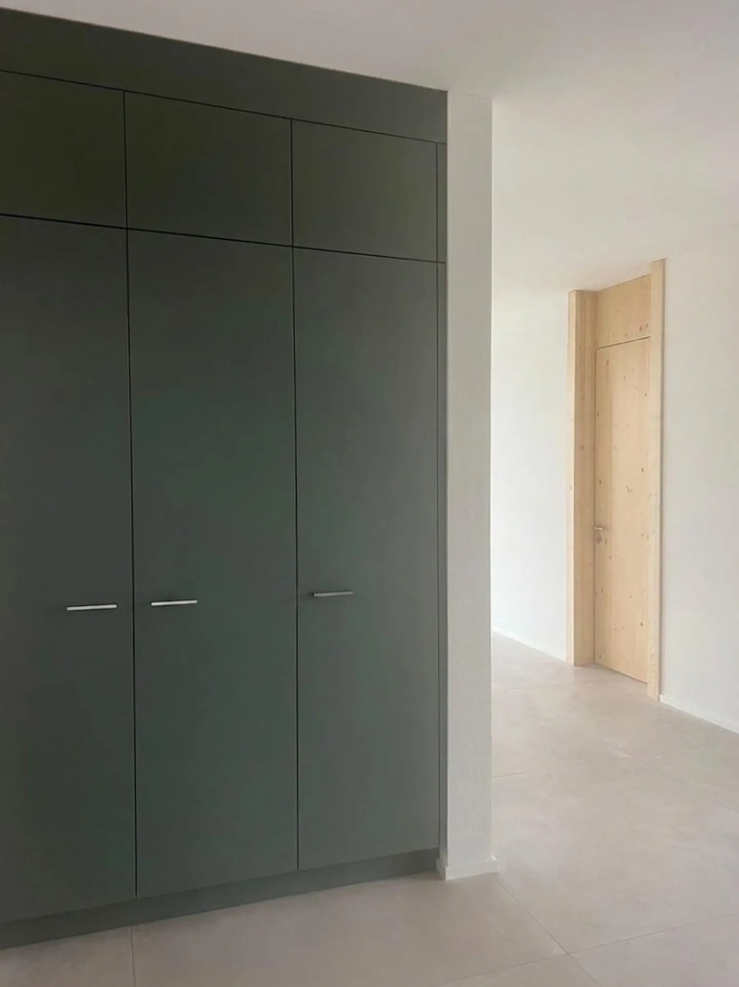 Appartamento moderno con balcone privato - Foto 7 di 12