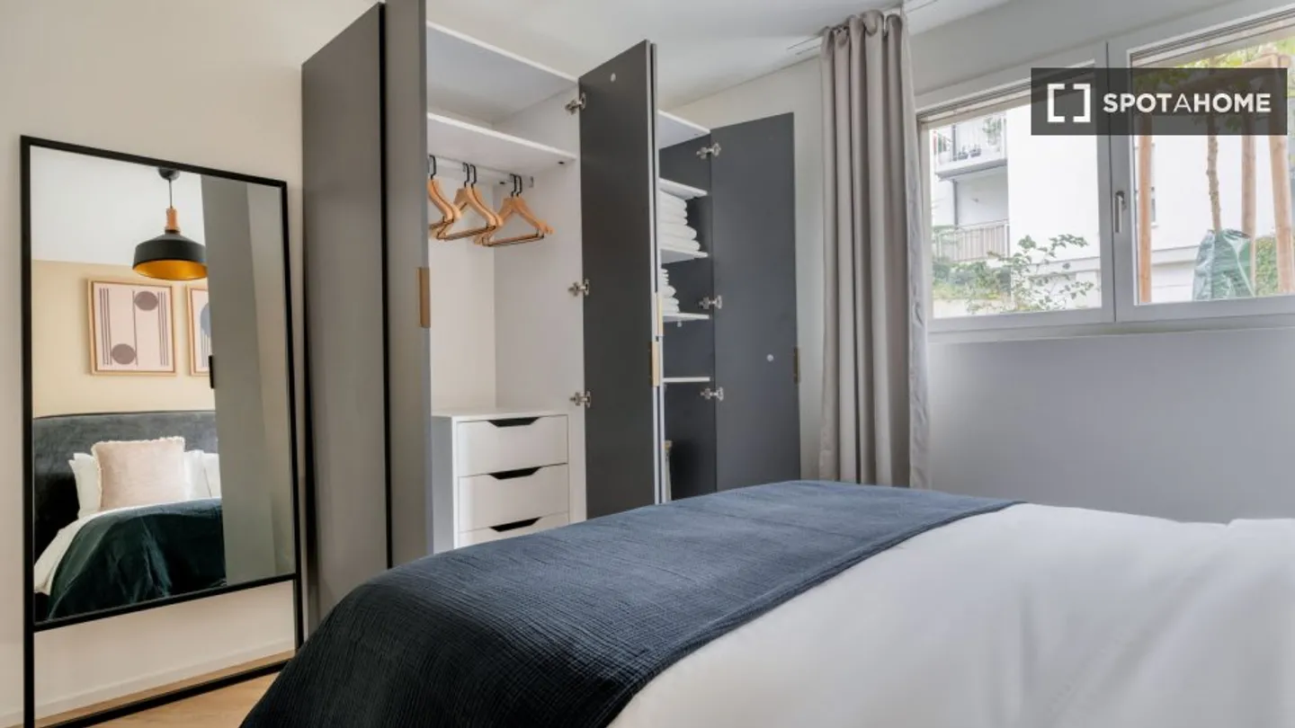 Discover, visit, and rent your new home online with complete confidence. - Photo 12 of 18