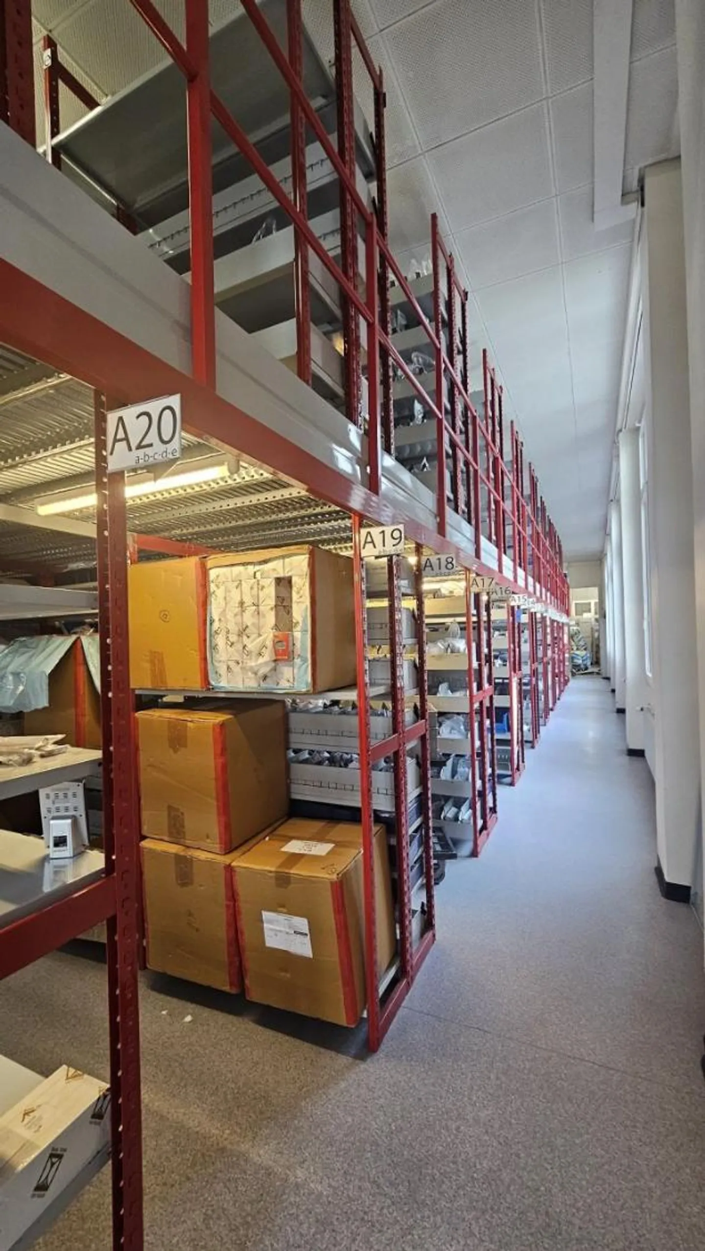 Espace Commercial Spacieux - Photo 6 sur 11