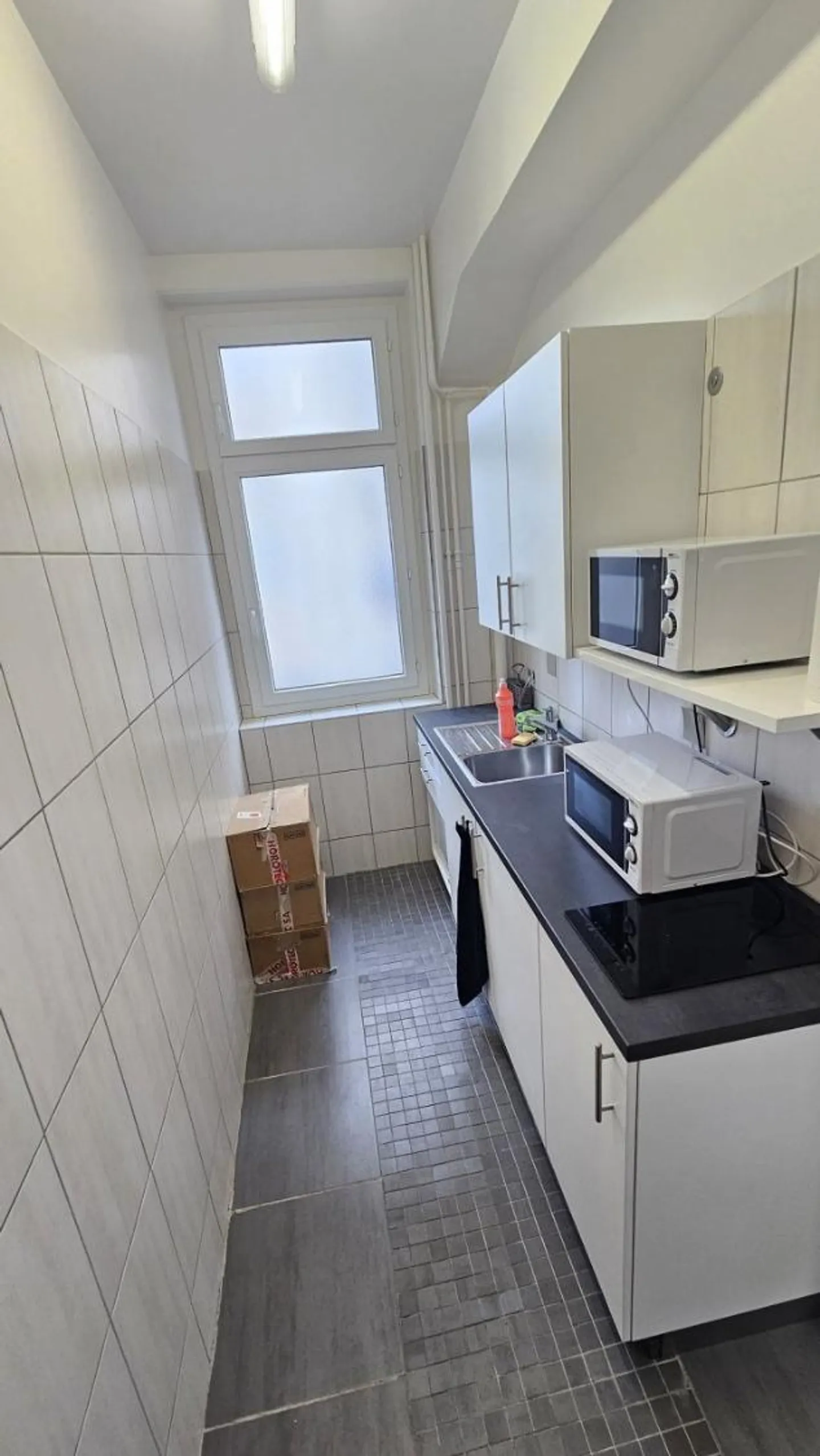 Espace Commercial Spacieux - Photo 9 sur 11