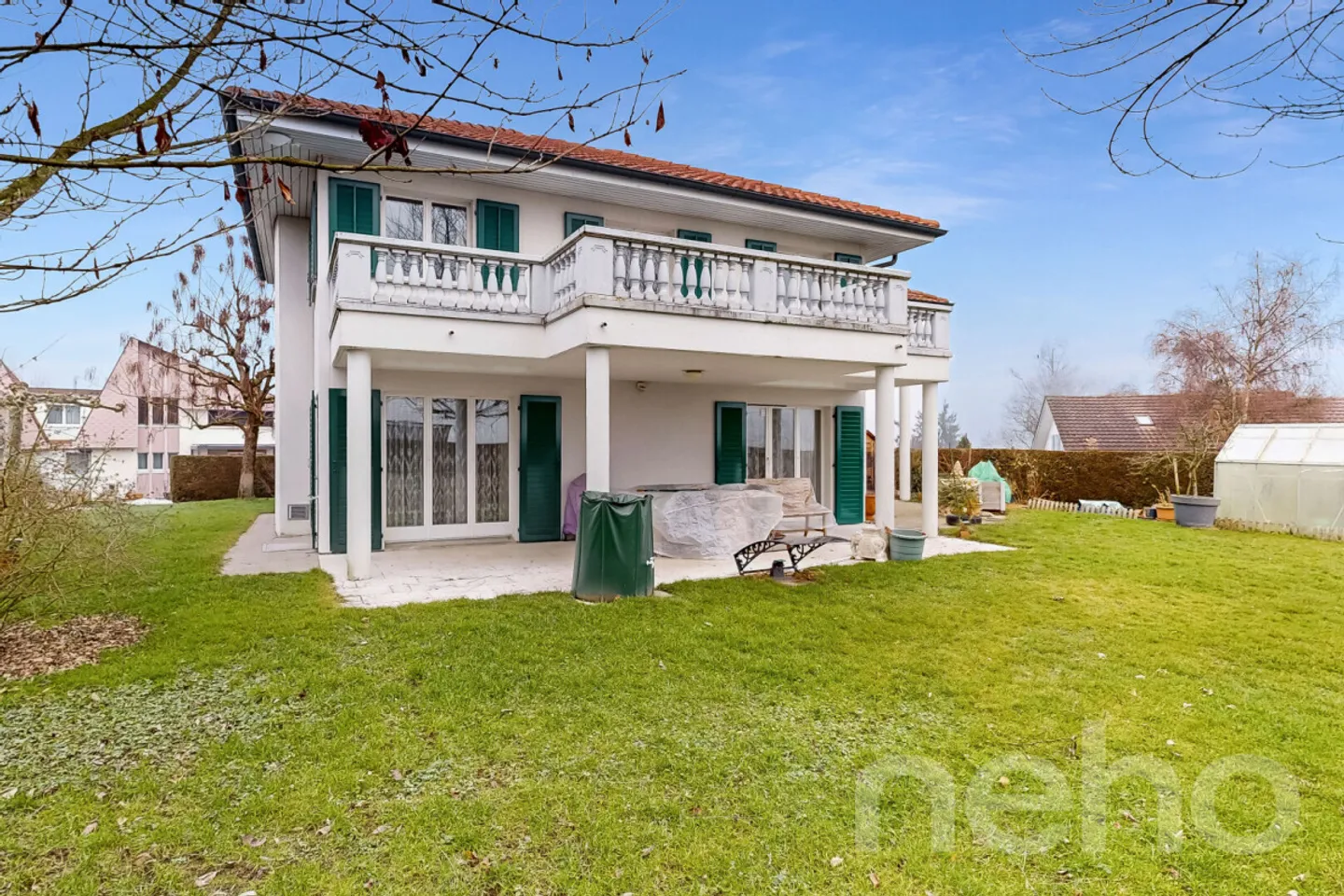 Casa unifamiliare ben tenuta con grande terreno - Foto 10 di 10