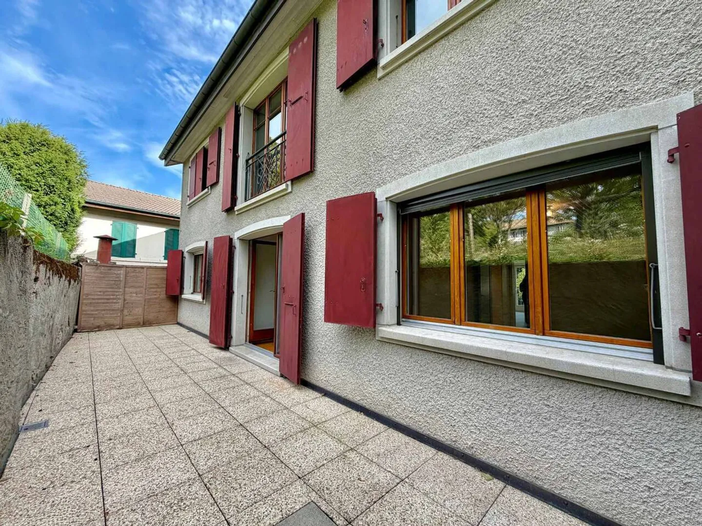 Appartement rénové avec terrasse - Photo 10 sur 13