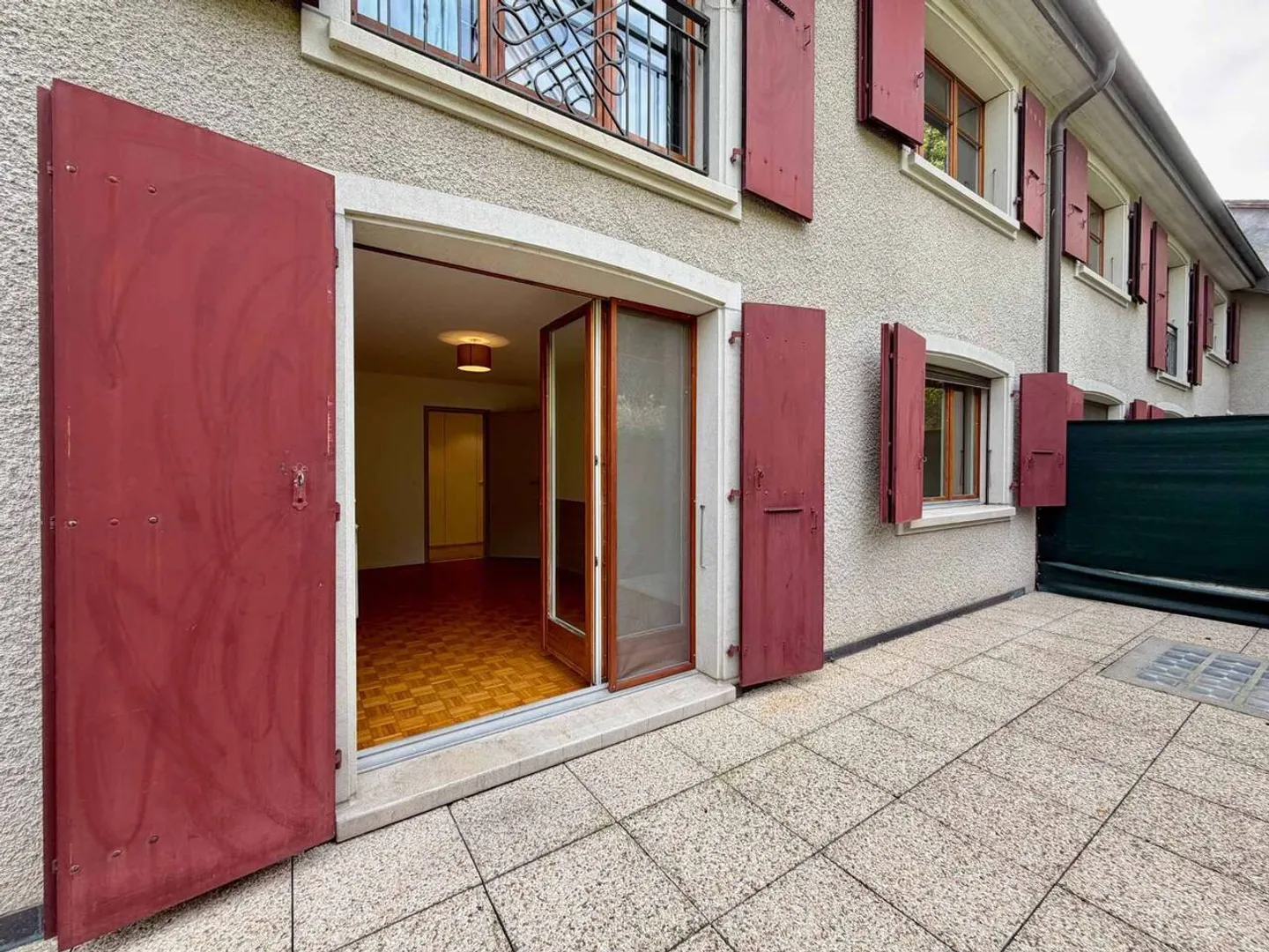 Appartement rénové avec terrasse - Photo 11 sur 13