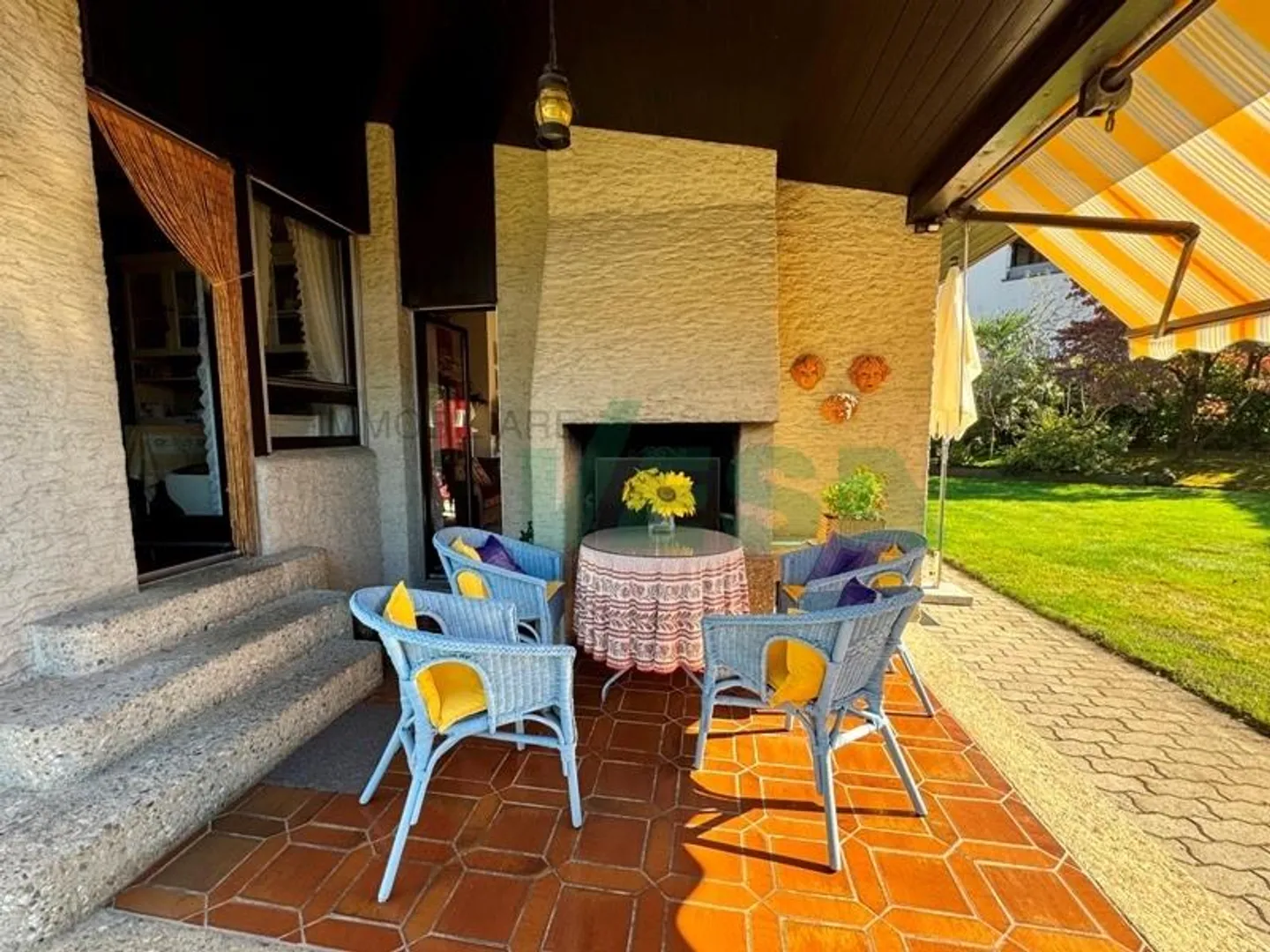 Cozy single-storey villa with beautiful garden and pool - Photo 7 of 13