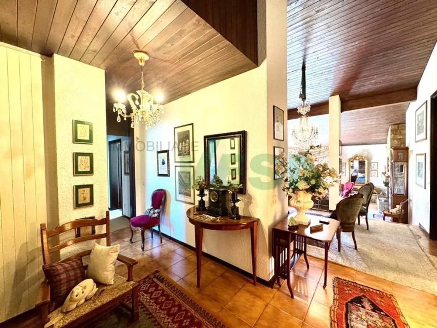 Cozy single-storey villa with beautiful garden and pool - Photo 8 of 13
