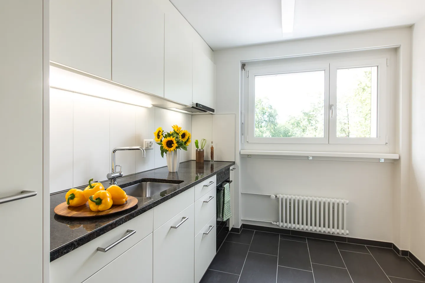 Appartement idéal pour les familles - juste en face de l'école. - Photo 1 sur 9