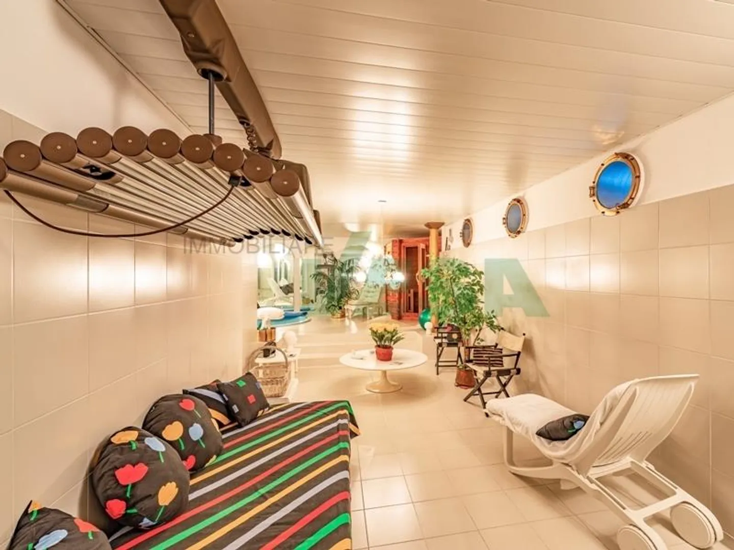 Cozy single-storey villa with beautiful garden and pool - Photo 11 of 13