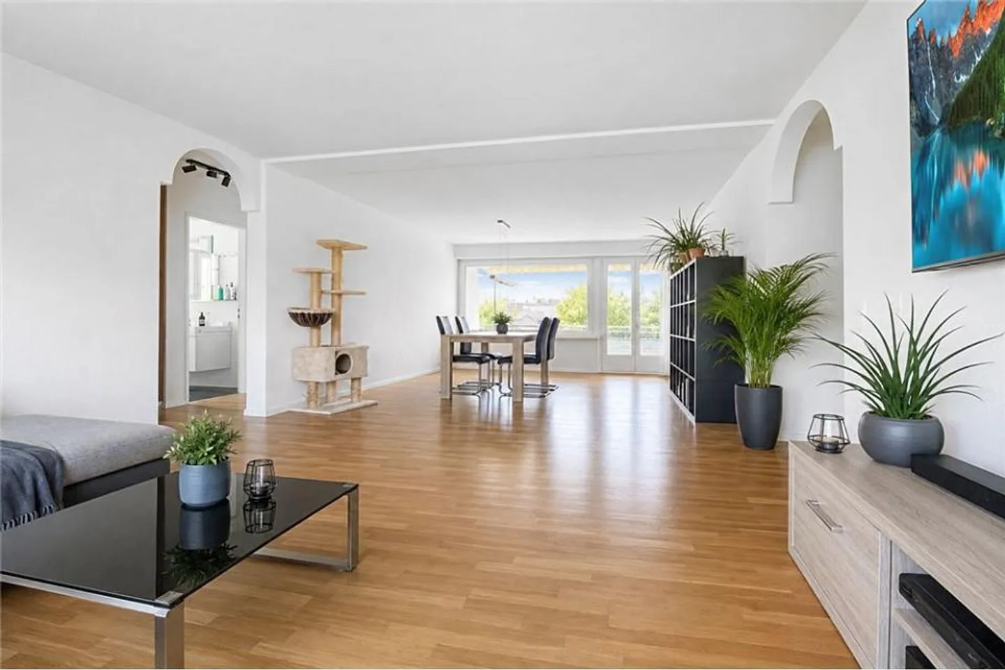 Geräumige Wohnung mit Seesicht - Foto 3 von 4
