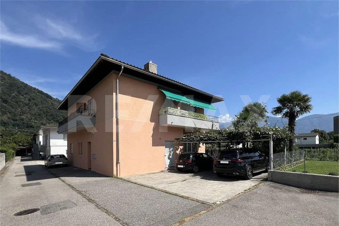 Multifunktionales Haus für Familien und Investoren - Foto 3 von 13