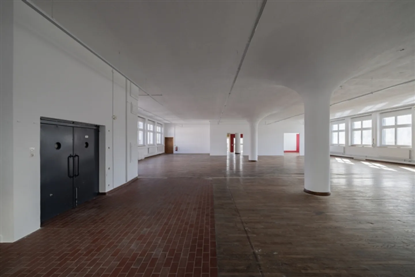 «Gewerbefläche mit Charme und vielseitigen Möglichkeiten» - Foto 9 von 13