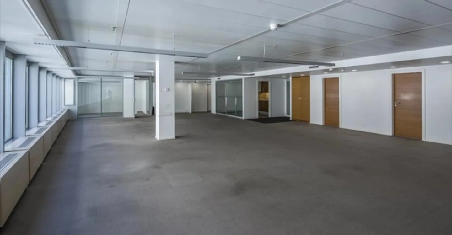 Office space for rent - Photo 6 of 10