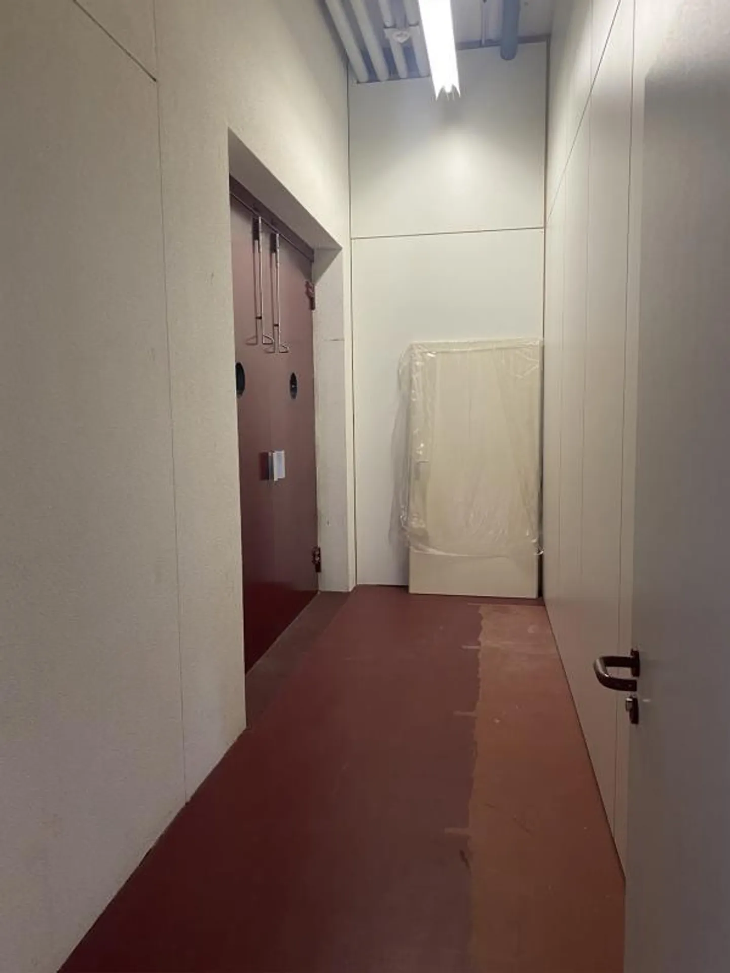 Spazio commerciale ampliato nel Westcenter SG (135 m2) - Foto 10 di 11