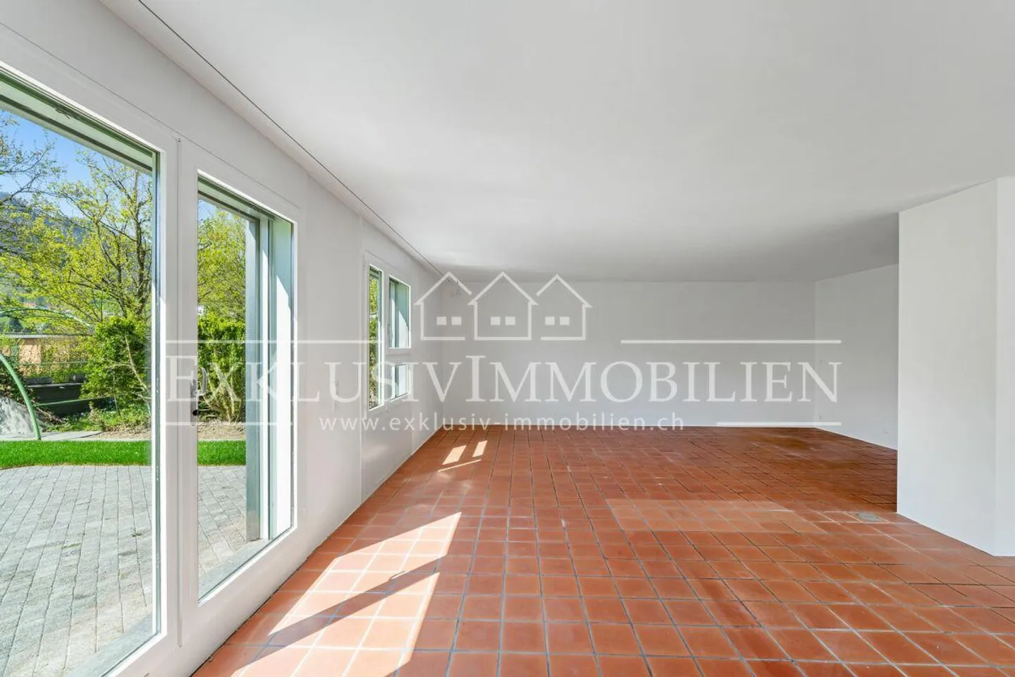 Living Without Borders: Flexible Floor Plan and a Garden to Fall in Love With - Photo 4 of 4