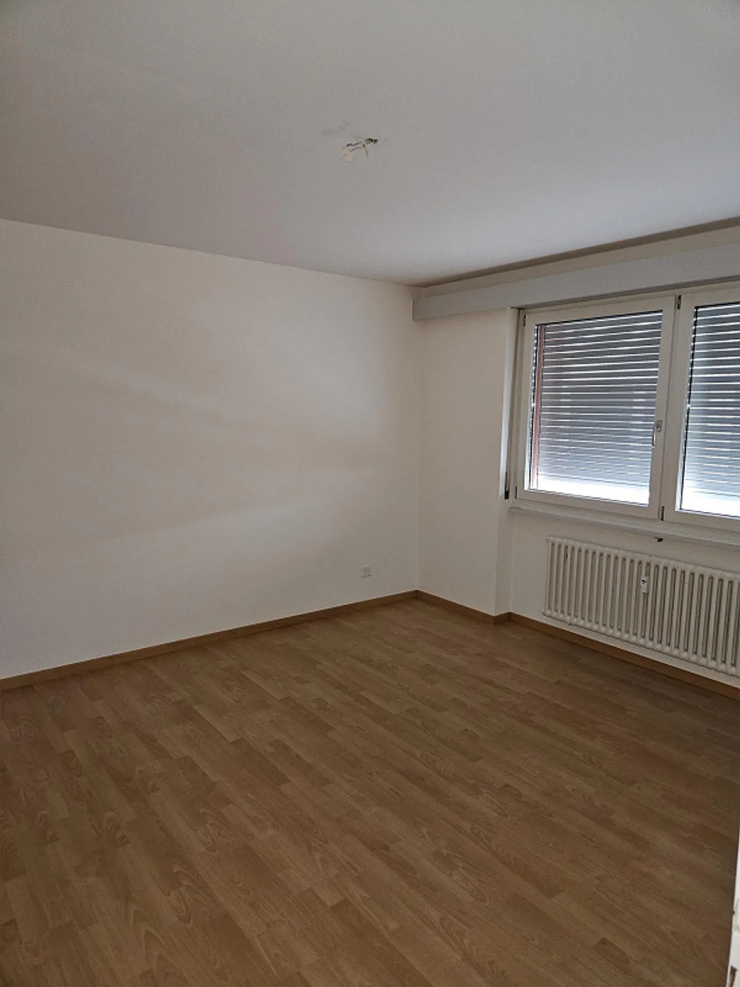 Available now - beautiful & spacious 4.5 room apartment in Gossau SG - Photo 10 of 11