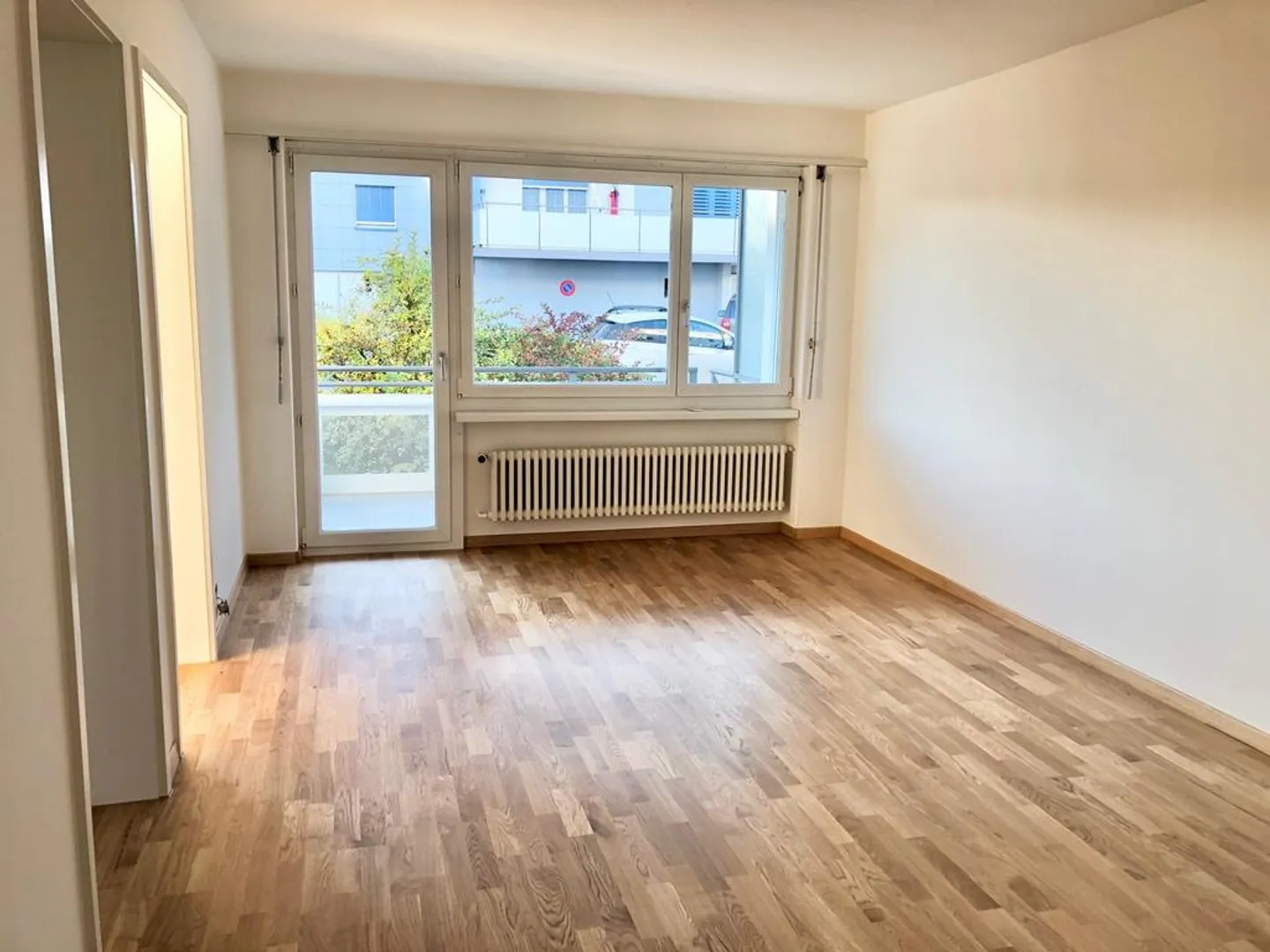 Helle Wohnung mit Balkon - Foto 5 von 9