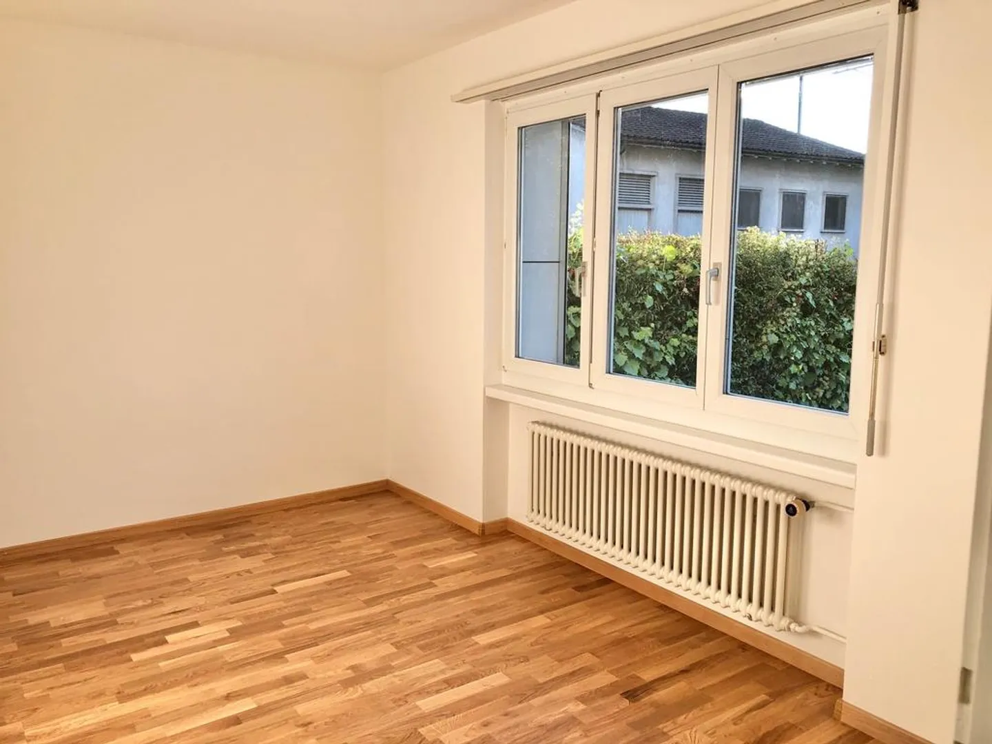 Helle Wohnung mit Balkon - Foto 8 von 9