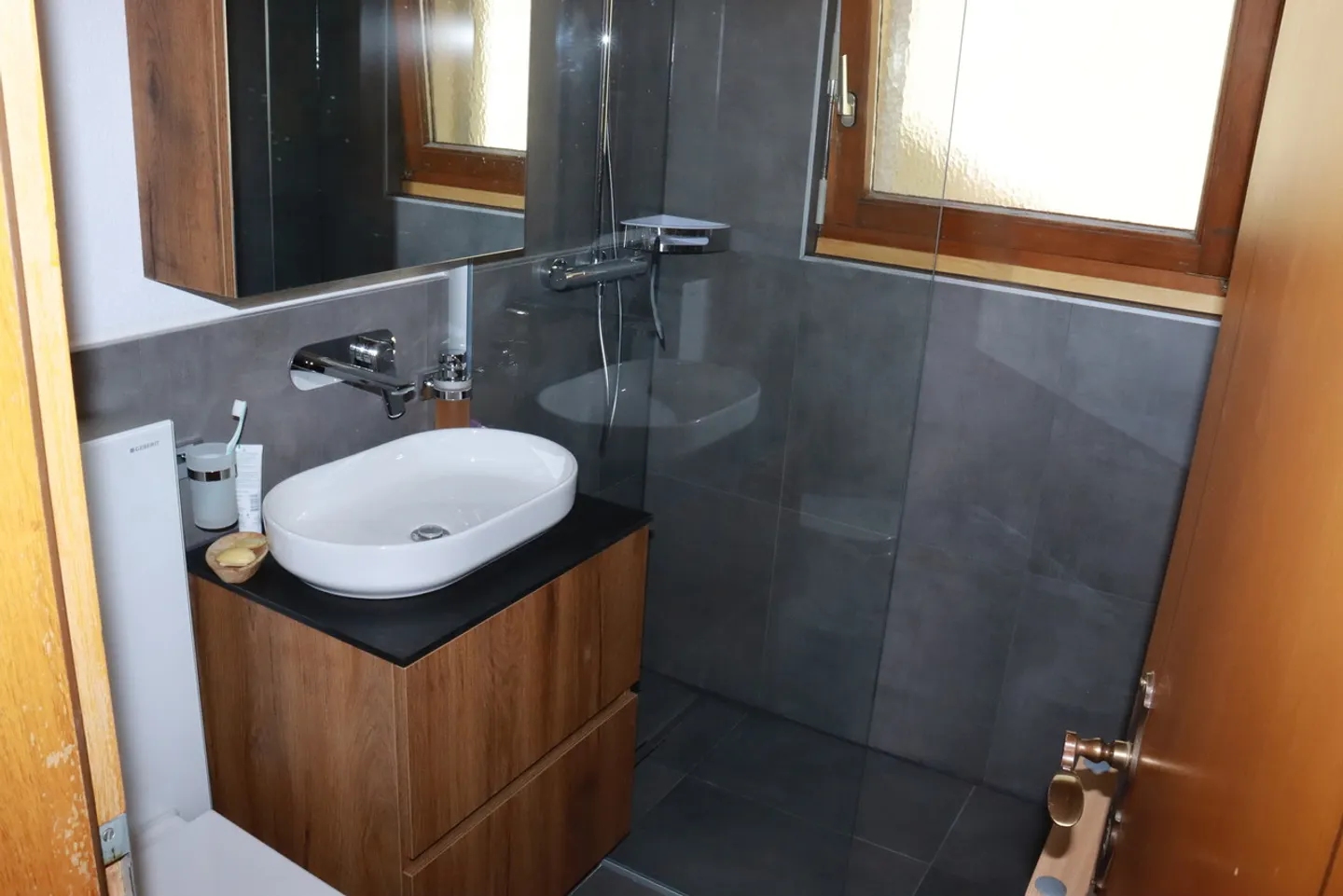 Stylish Apartment in Leukerbad - Photo 9 of 13