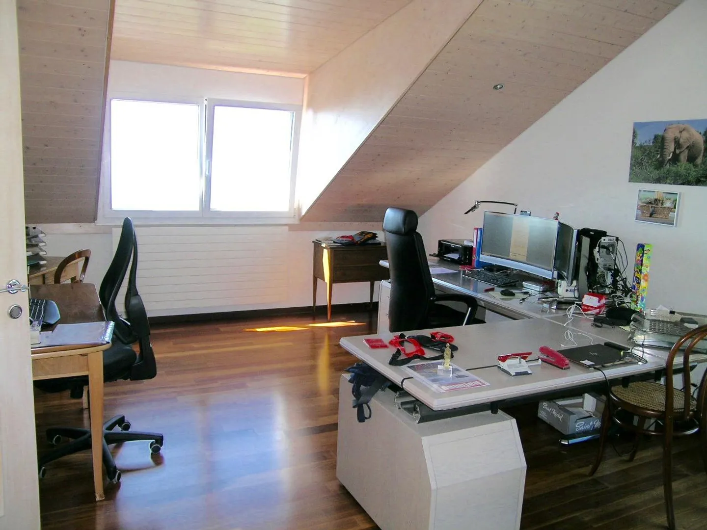 For sale in Corseaux, exceptional apartment of 7 rooms in triplex. - Photo 10 of 14