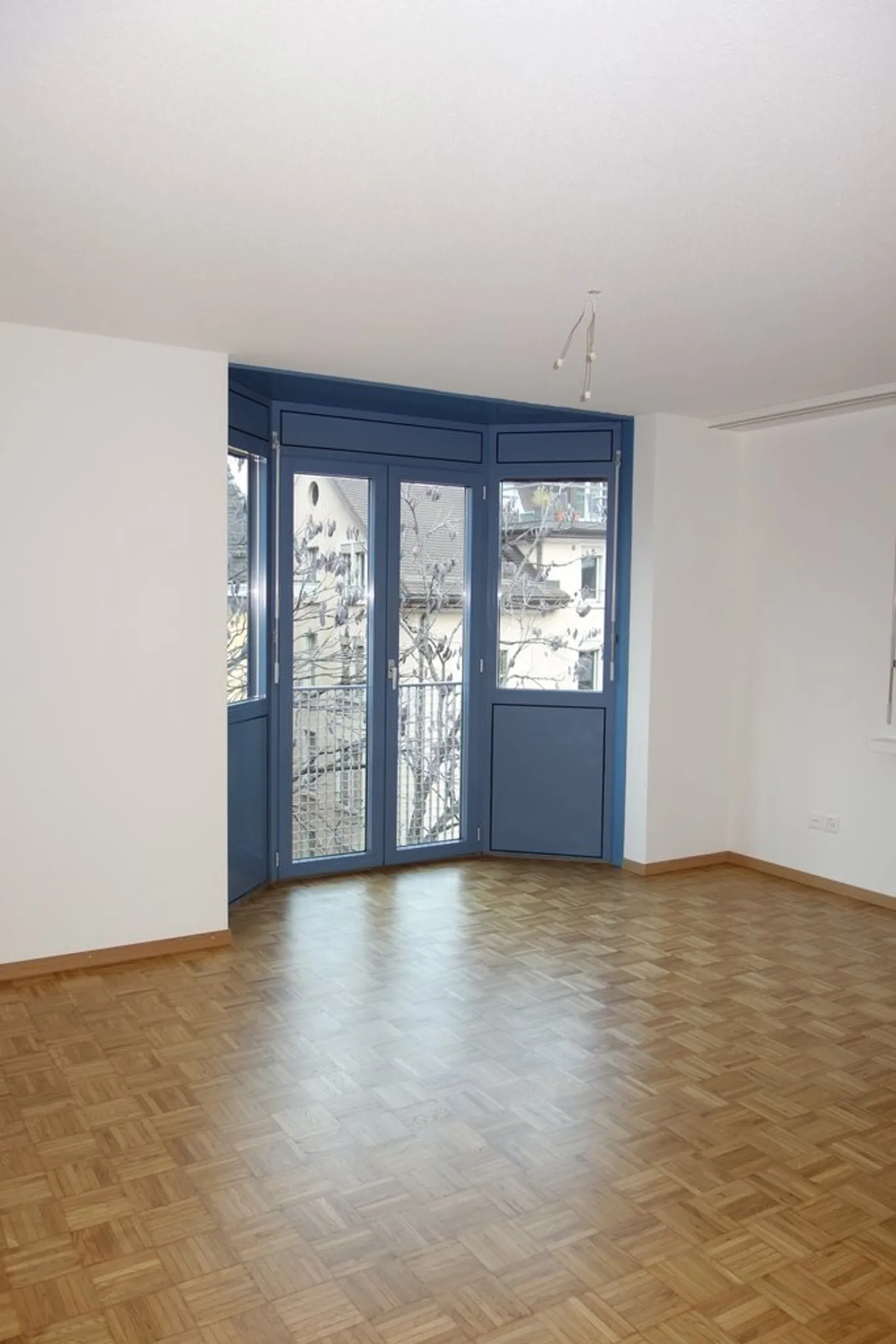 Appartamento ristrutturato nel cuore della vita cittadina - Foto 7 di 12