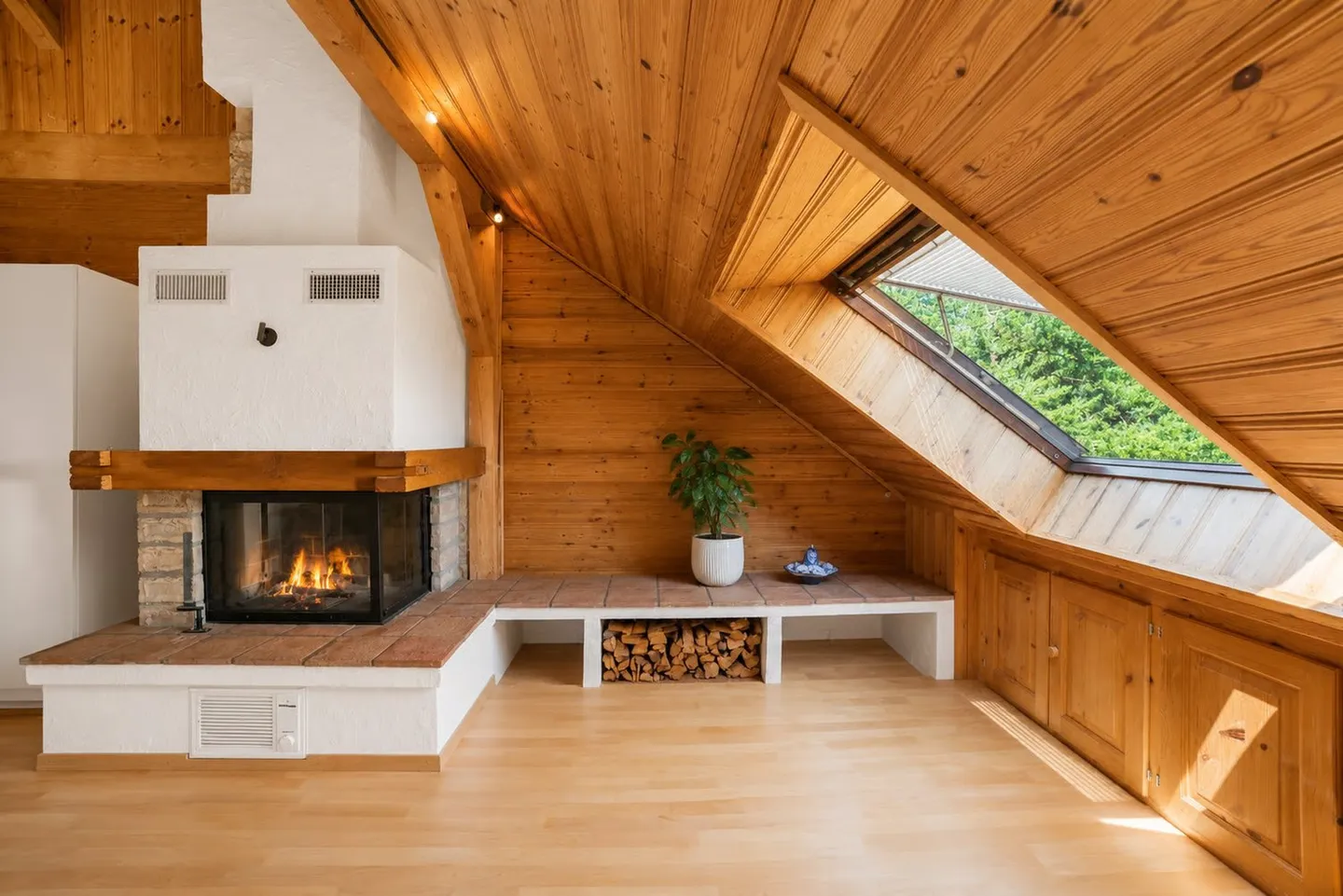 Charmantes Einfamilienhaus in Zürich - Foto 11 von 17