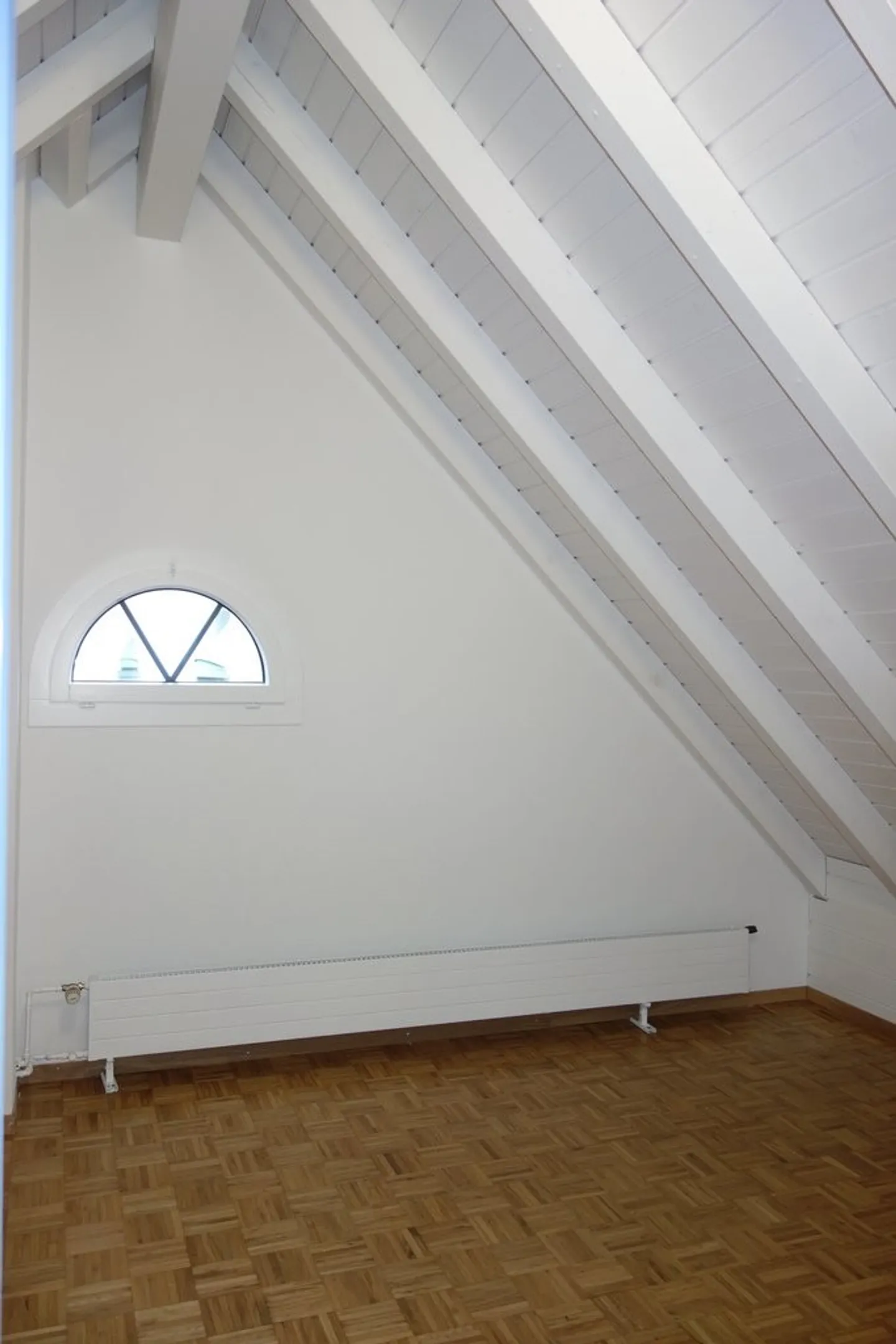 Appartamento ristrutturato nel cuore della vita cittadina - Foto 10 di 12