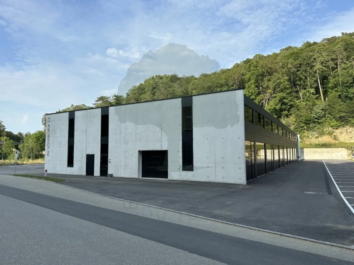 Modulare Handwerksräume in Porrentruy - Von 22m² bis 527m² Grundfläche - Foto 2 von 8