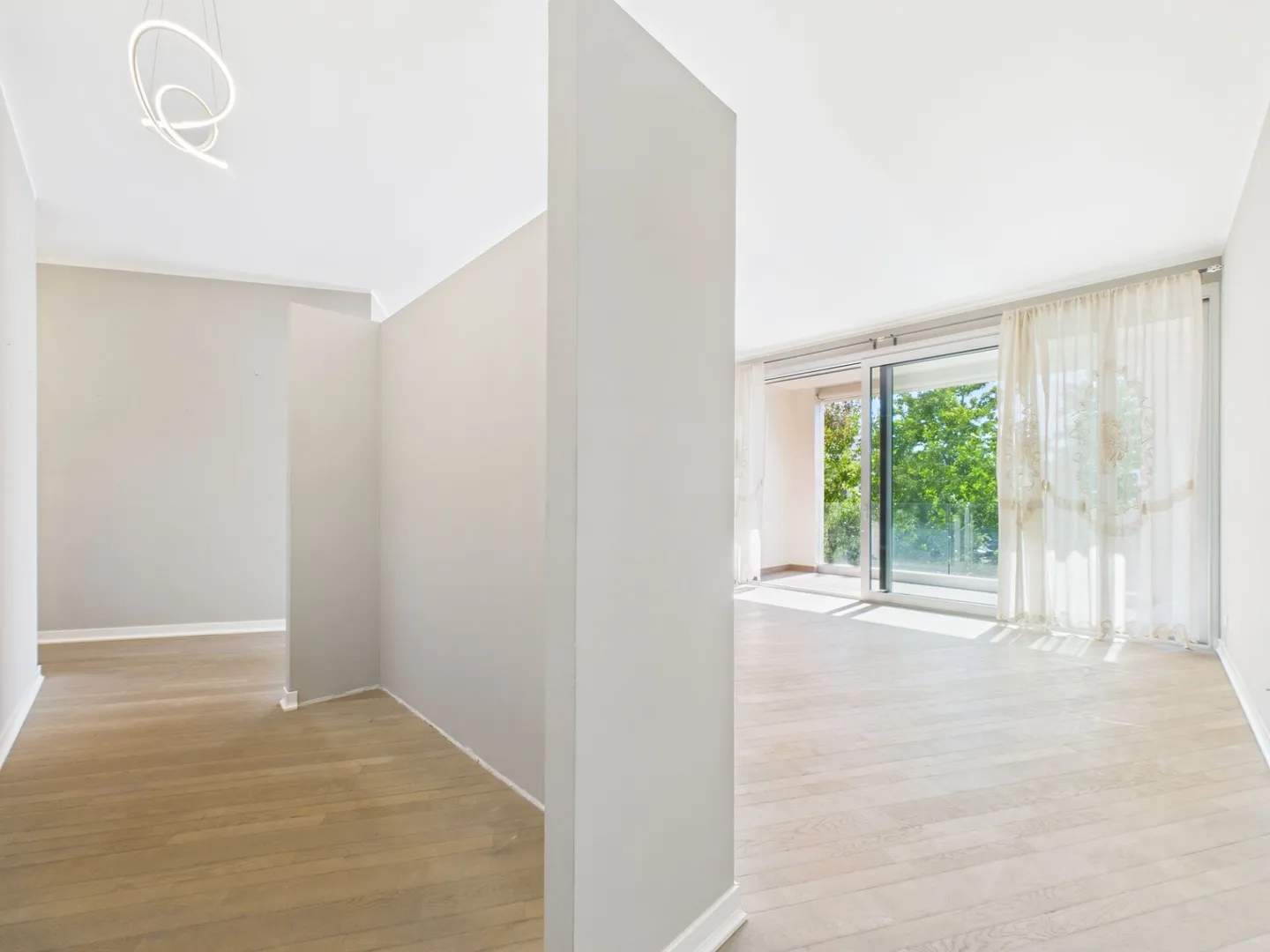 Appartamento elegante di 4,5 stanze con due bagni nel centro di Lugano - Foto 12 di 18