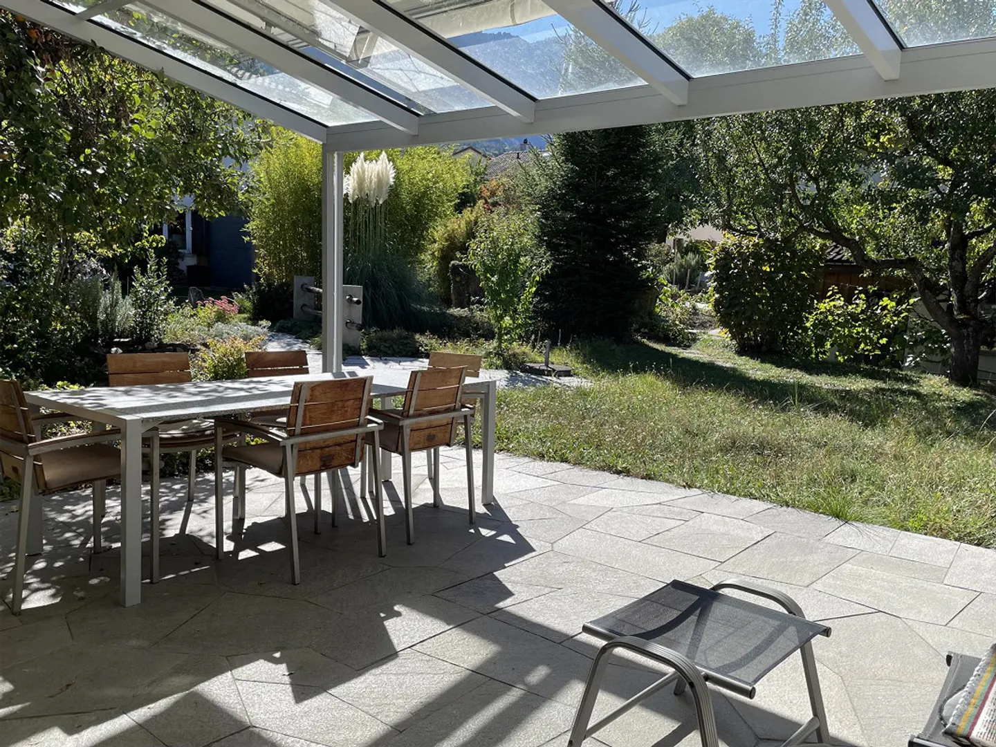 Section de maison de 4,5 pièces avec jardin dans un emplacement central à Trimmis - Photo 1 sur 17