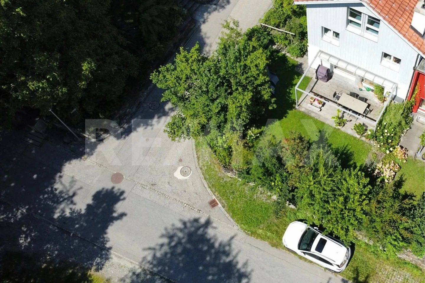 Einfamilienhaus am Waldrand und doch zentral. - Foto 9 von 11