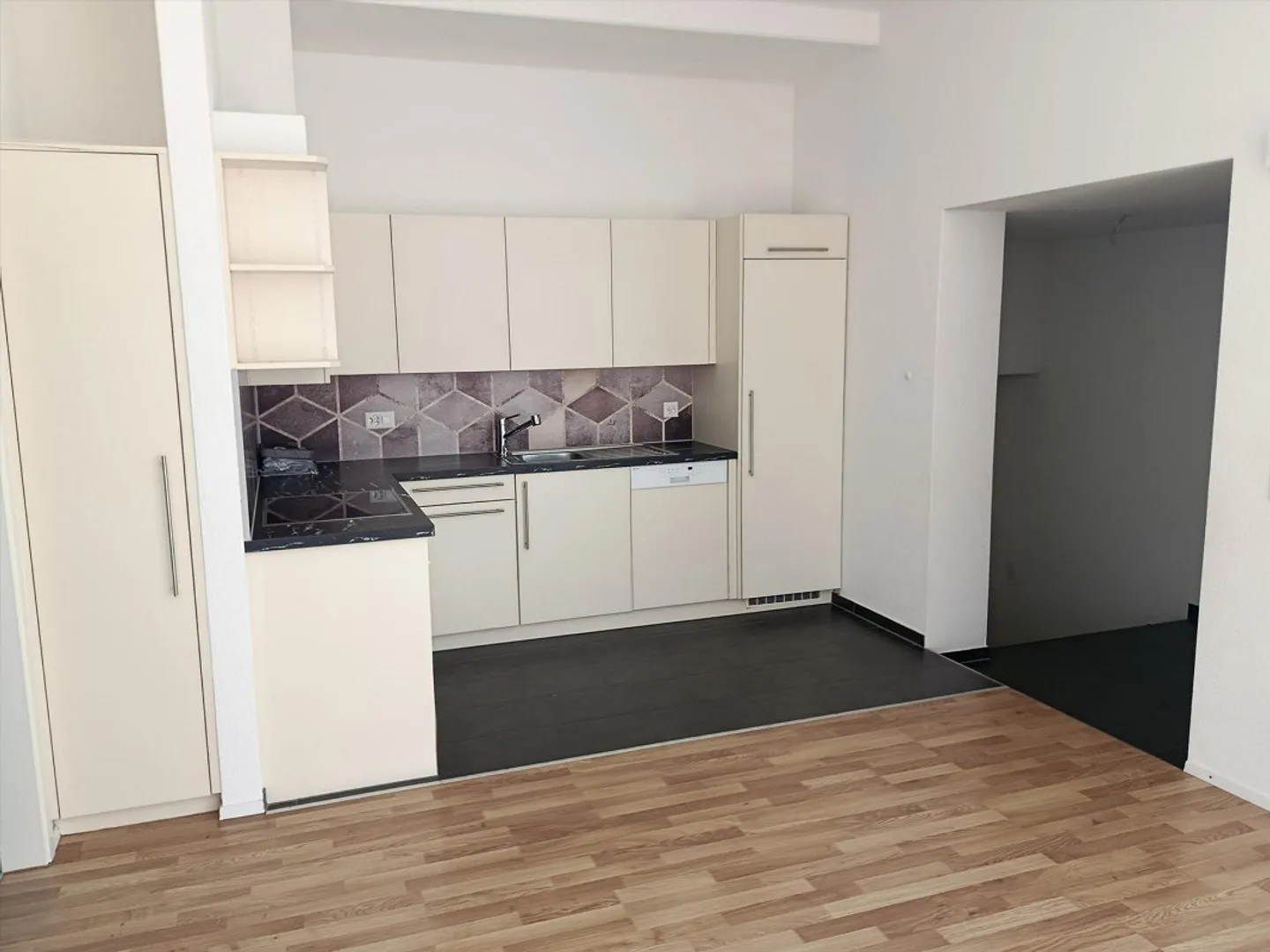 Living in a central location - Photo 3 of 5