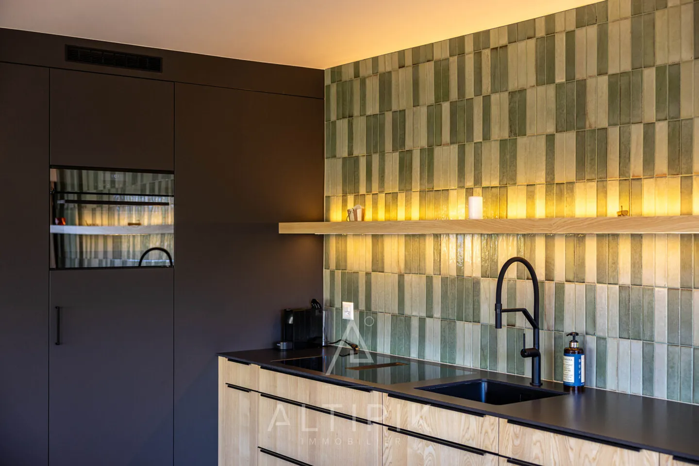 Appartement Rénové Charmant - Photo 2 sur 10