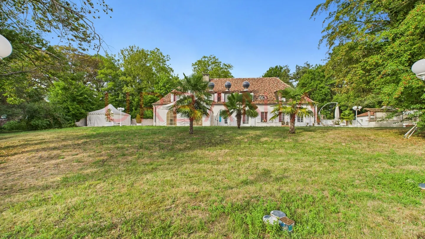 Exceptional property in the heart of the Geneva countryside - Photo 5 of 6