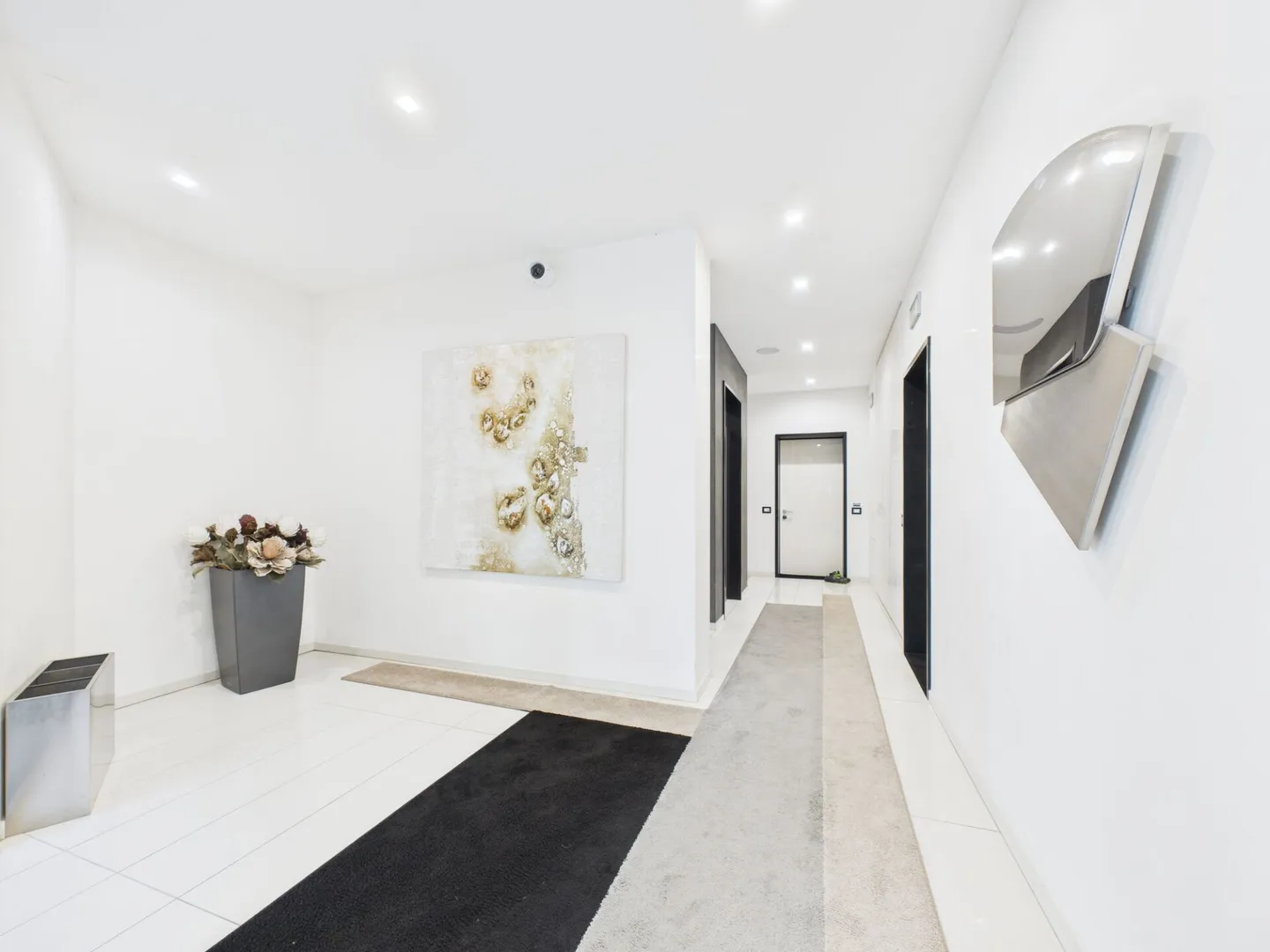 Appartamento elegante di 4,5 stanze con due bagni nel centro di Lugano - Foto 17 di 18