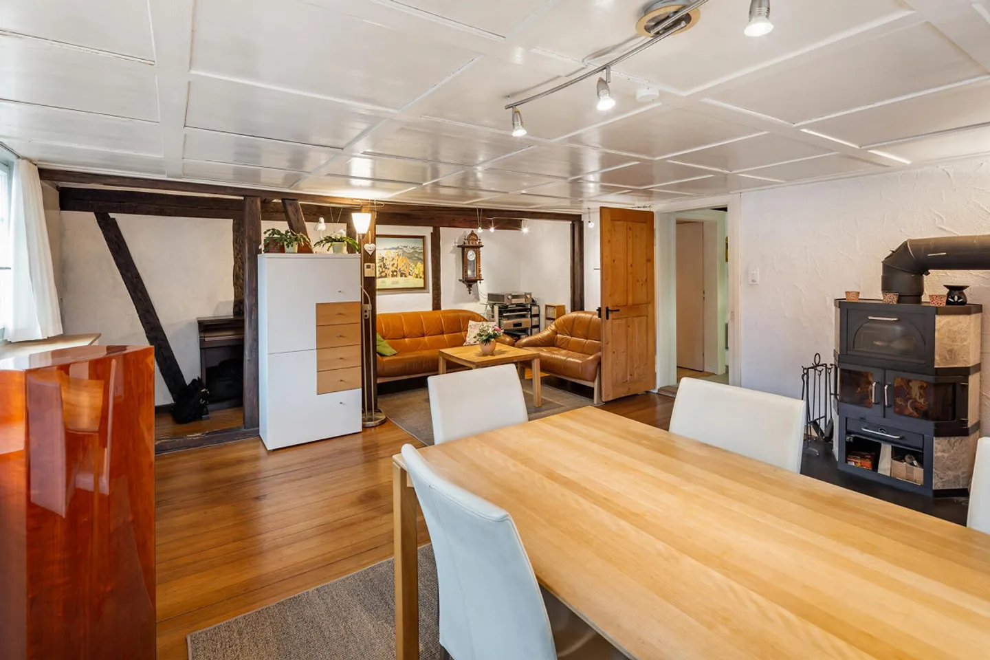 Maison de coin historique avec idylle de jardin et offre d'espace généreux - Photo 3 sur 30