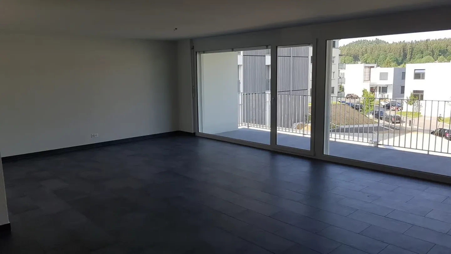 Appartement Charmant avec Balcon - Photo 2 sur 12