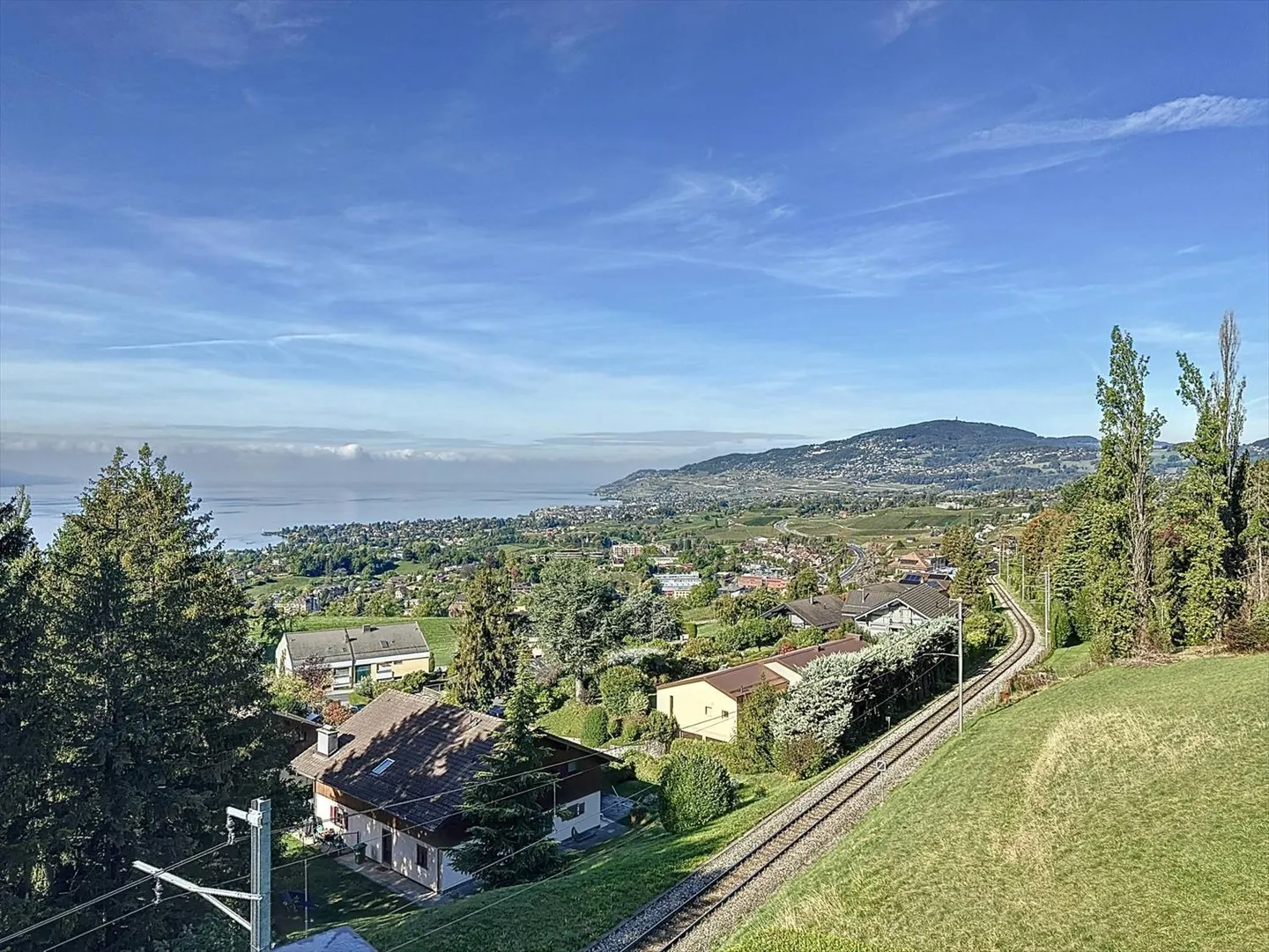 Appartamento di 6,5 locali con vista sul lago - Foto 2 di 11