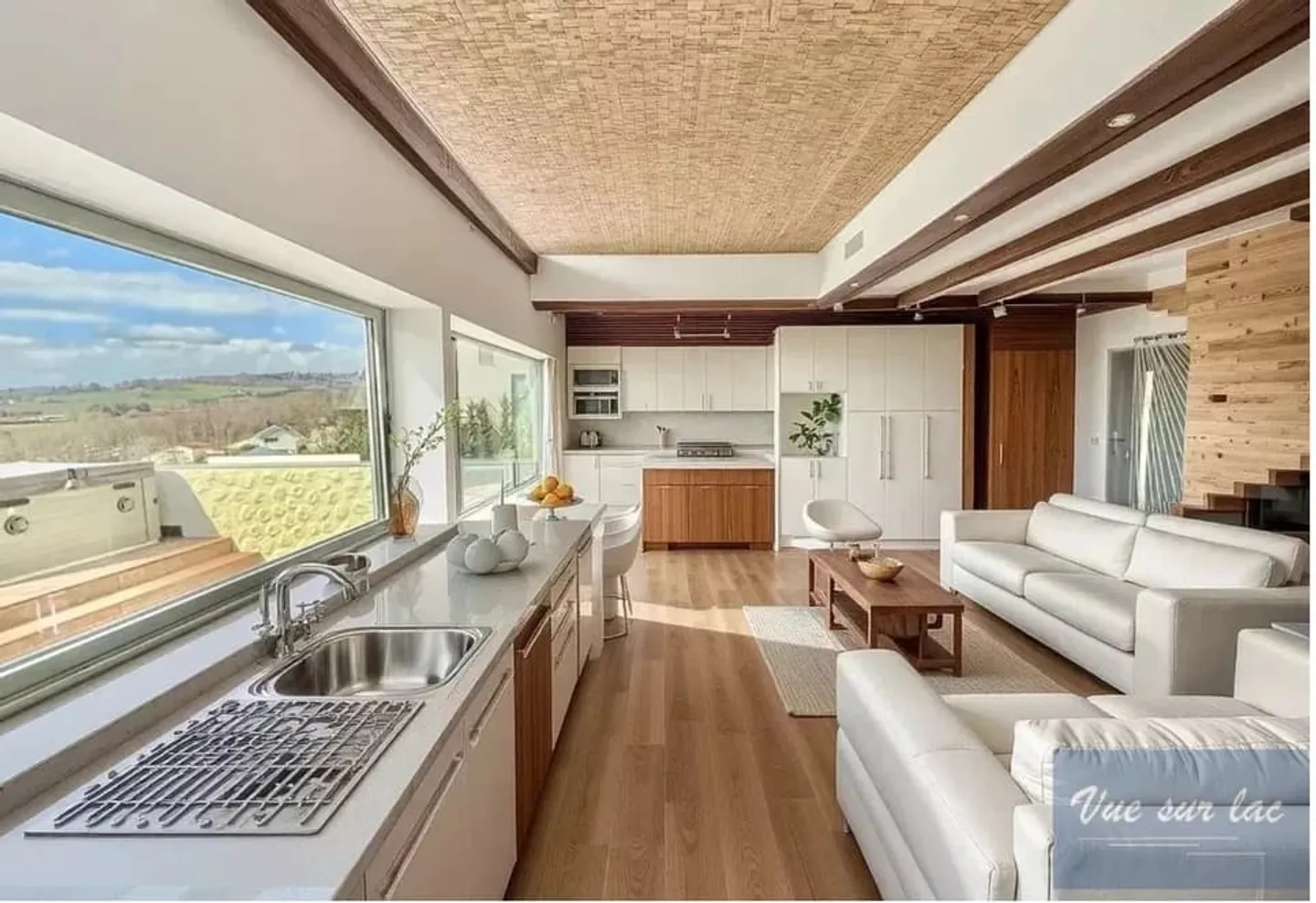 Aussergewöhnliches Haus mit Seeblick - Foto 12 von 13