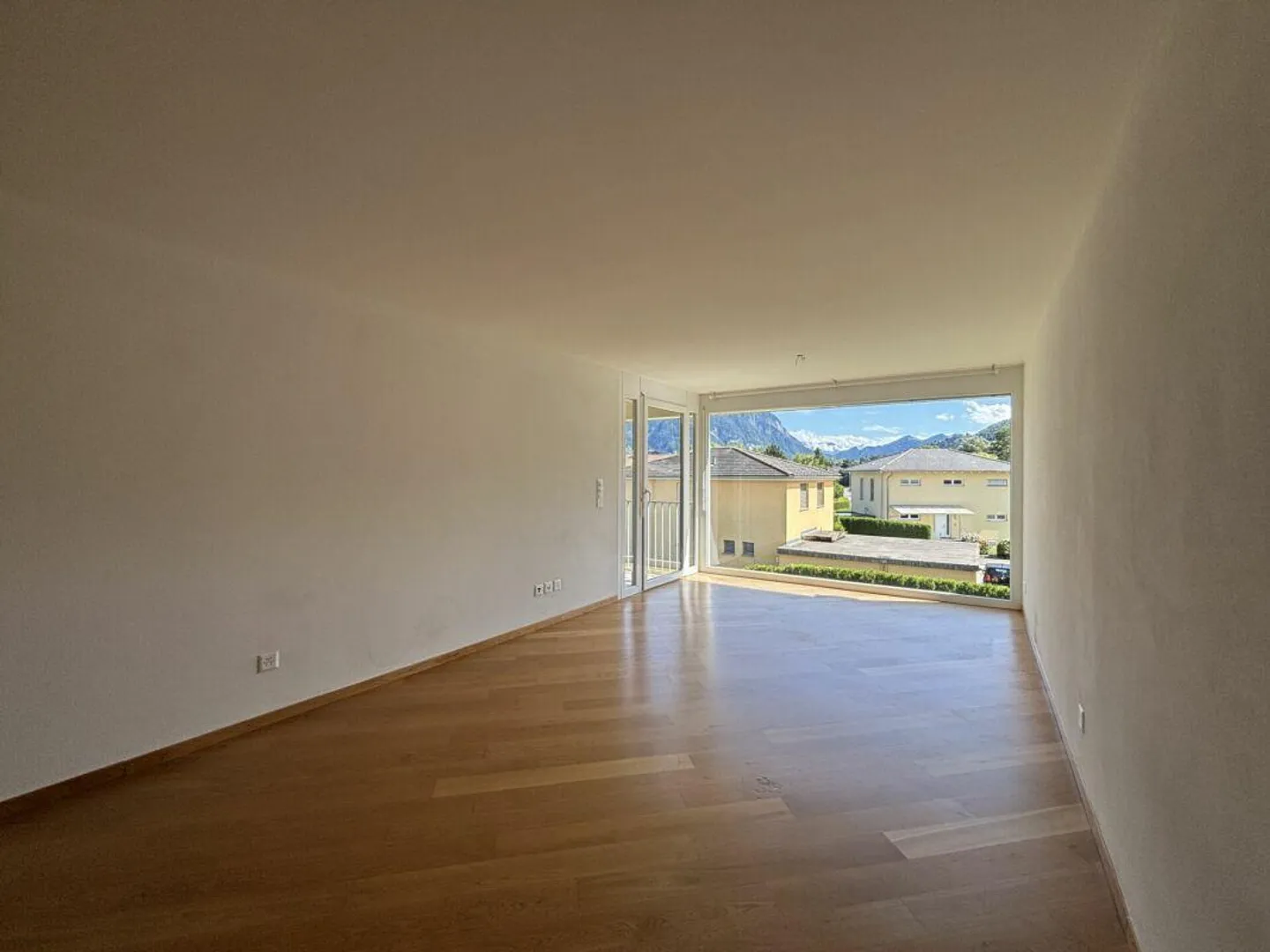 3 ½ Room Apartment 2nd Floor A8 - Photo 2 of 11