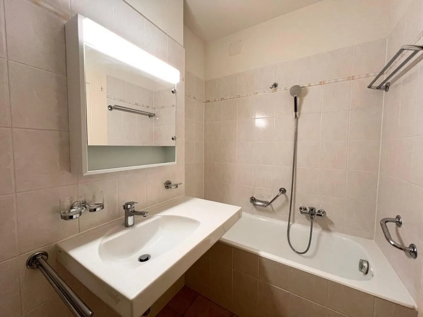 Appartamento con vista sul lago - Foto 5 di 6