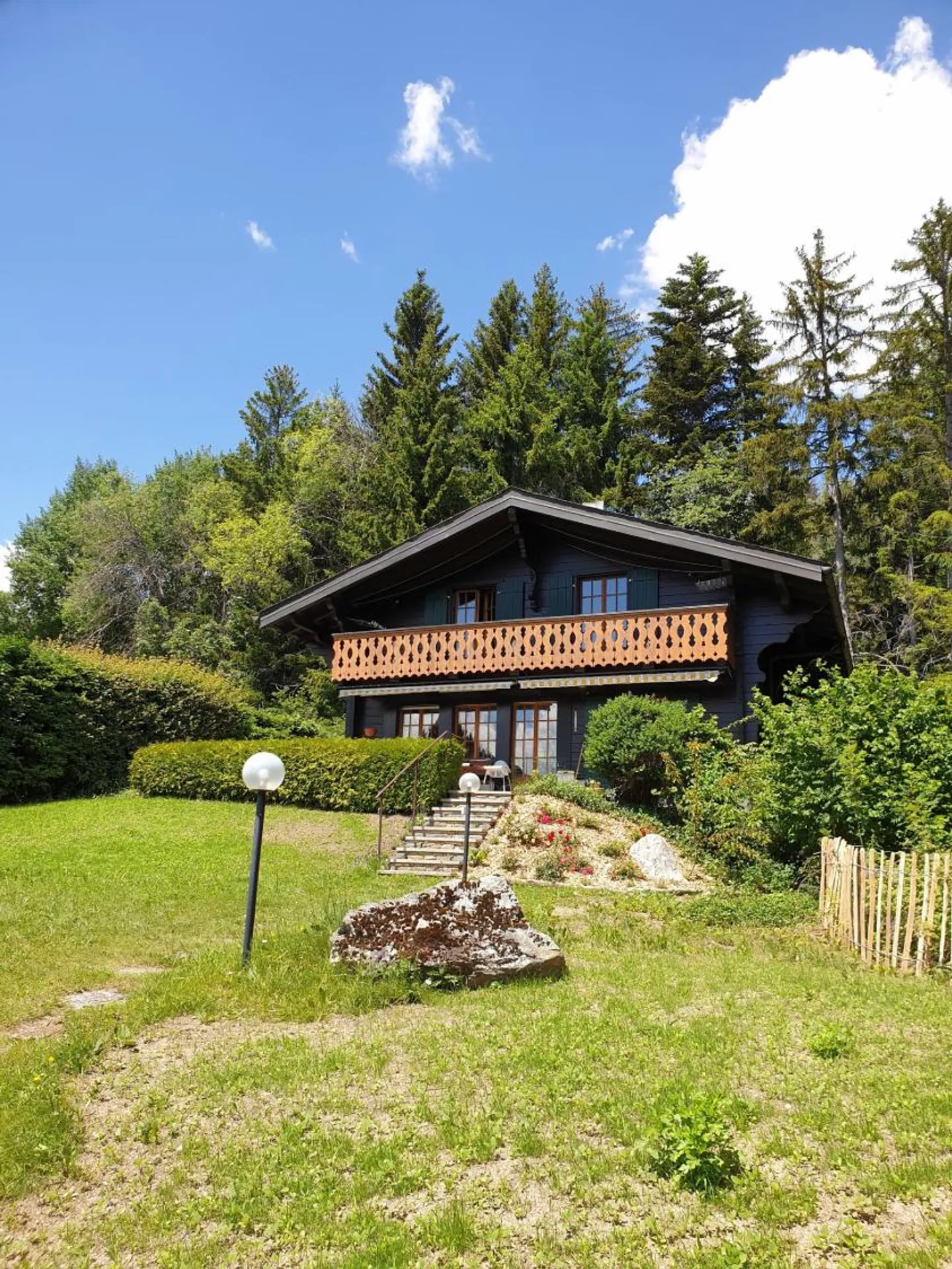 Charming Chalet in Anzère - Photo 1 of 13