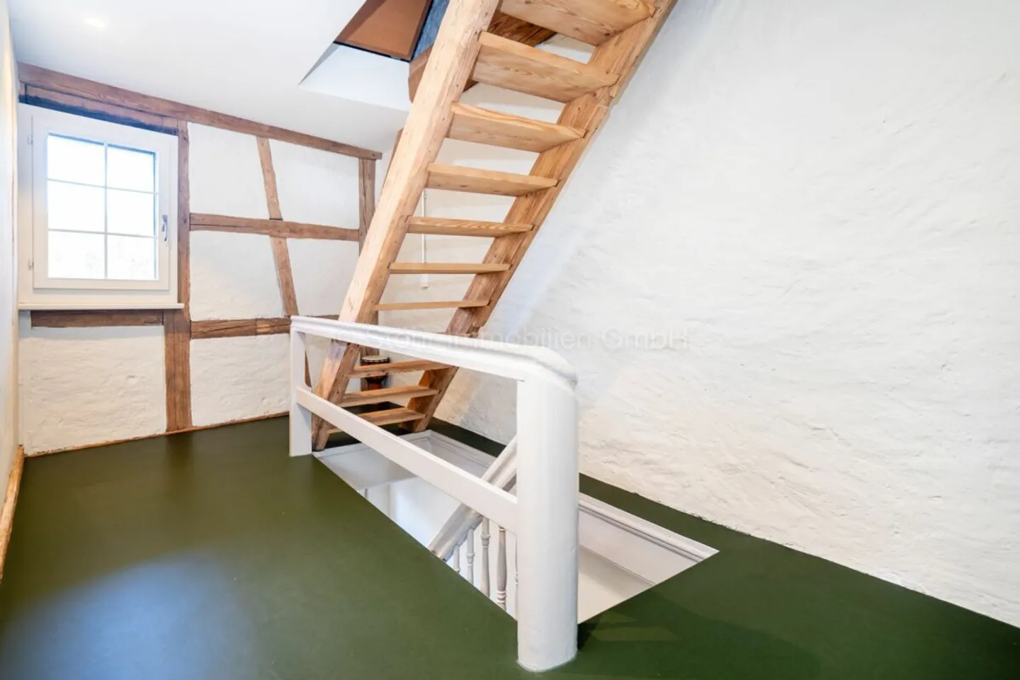 Fully Renovated 6.5-Room Middle House with Historic Character in Oberwinterthur - Photo 12 of 31