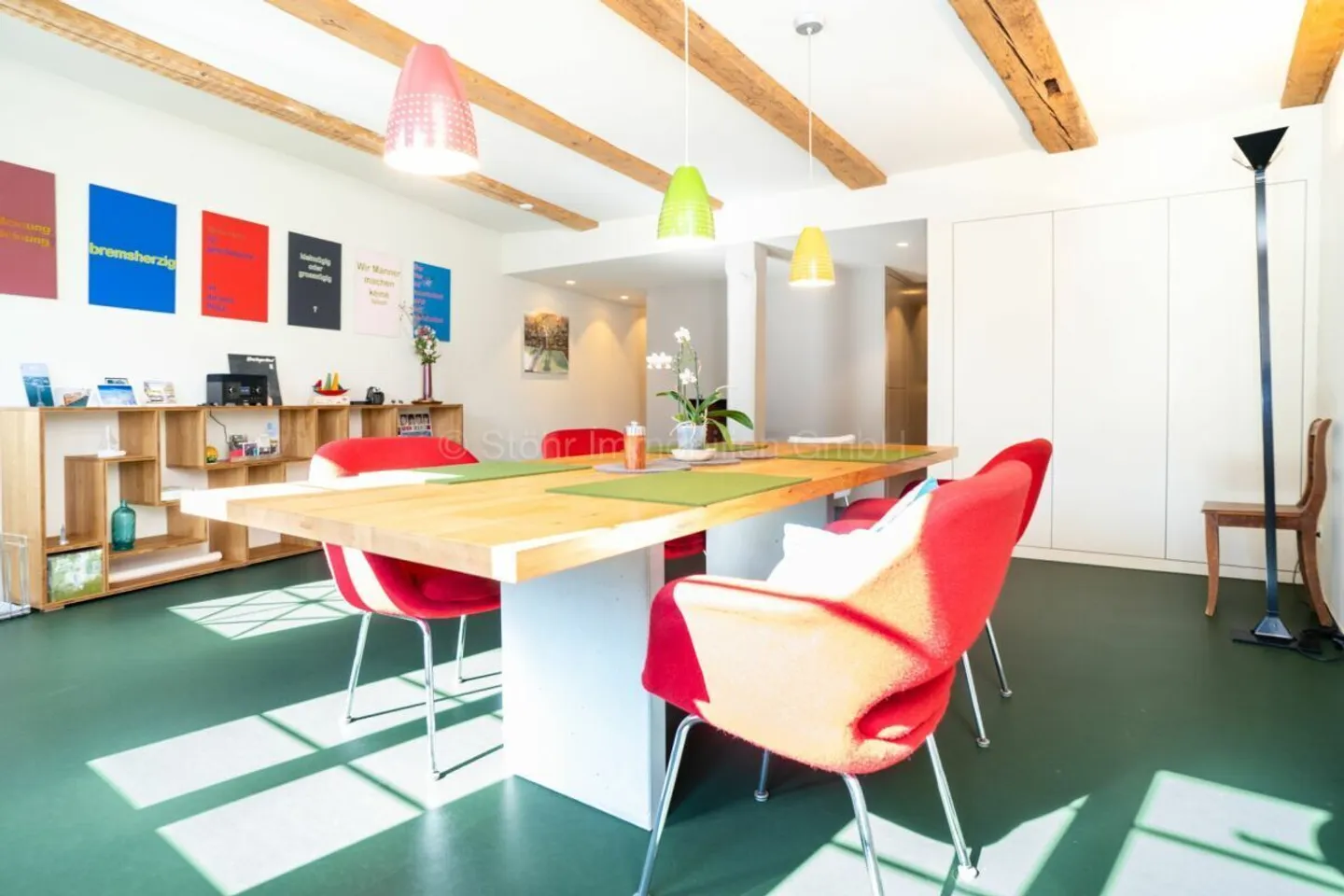 Fully Renovated 6.5-Room Middle House with Historic Character in Oberwinterthur - Photo 20 of 31
