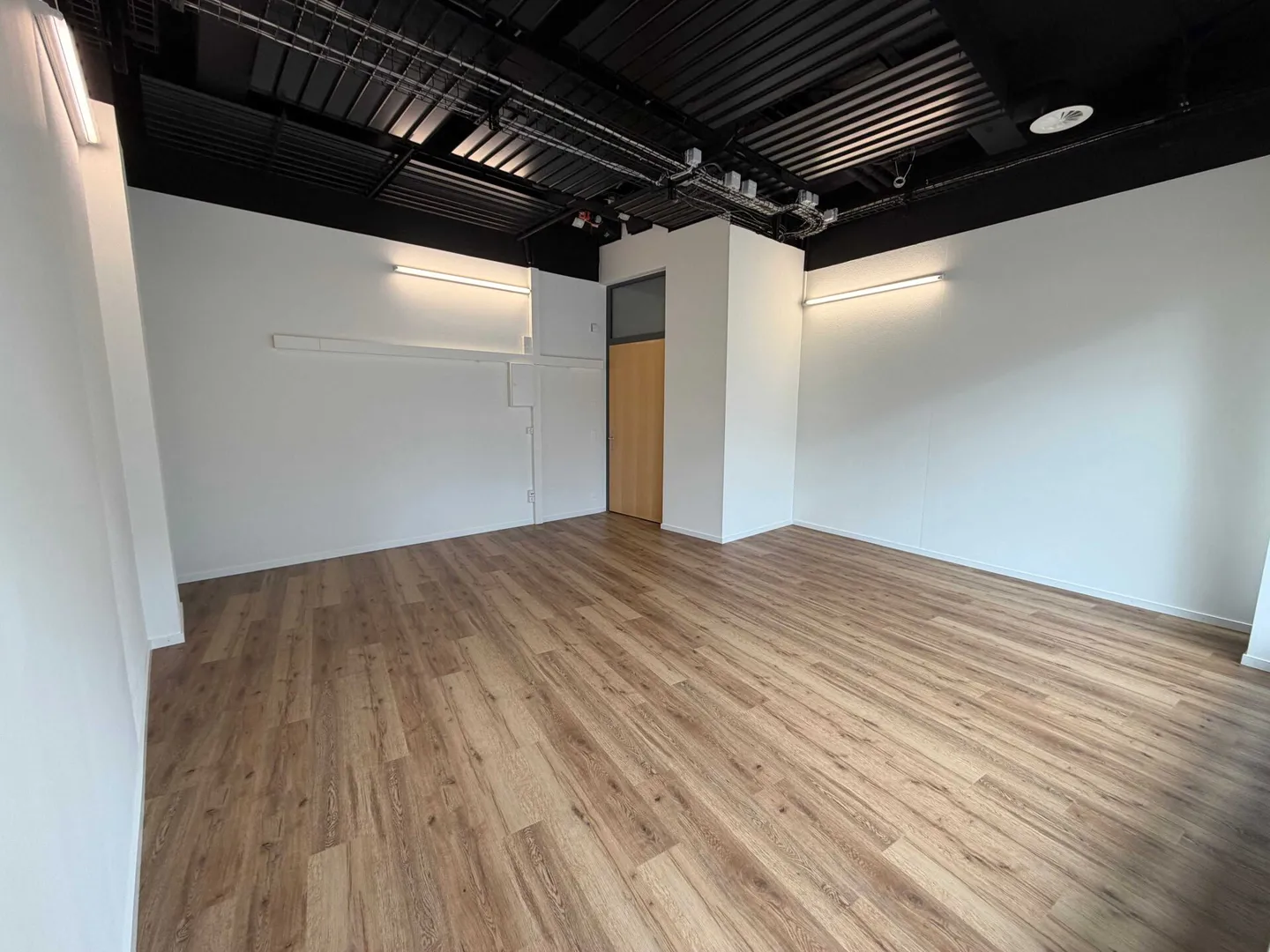 Moderne Verkaufsfläche in Zürich - Foto 3 von 7