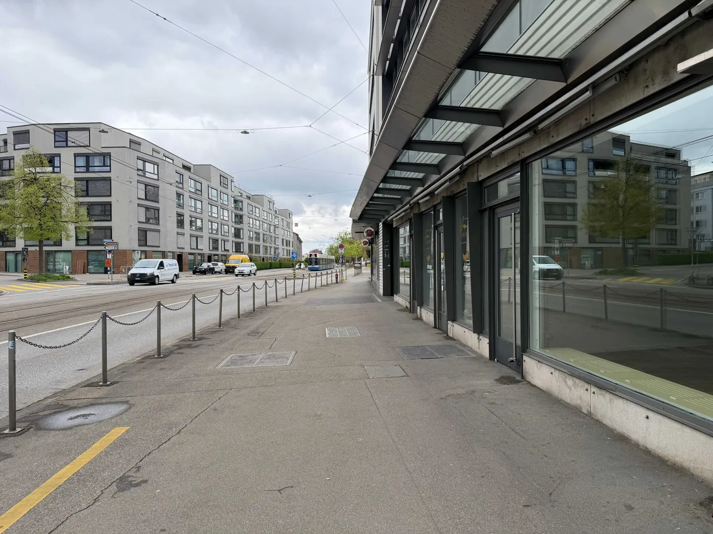 Moderne Verkaufsfläche in Zürich - Foto 4 von 7