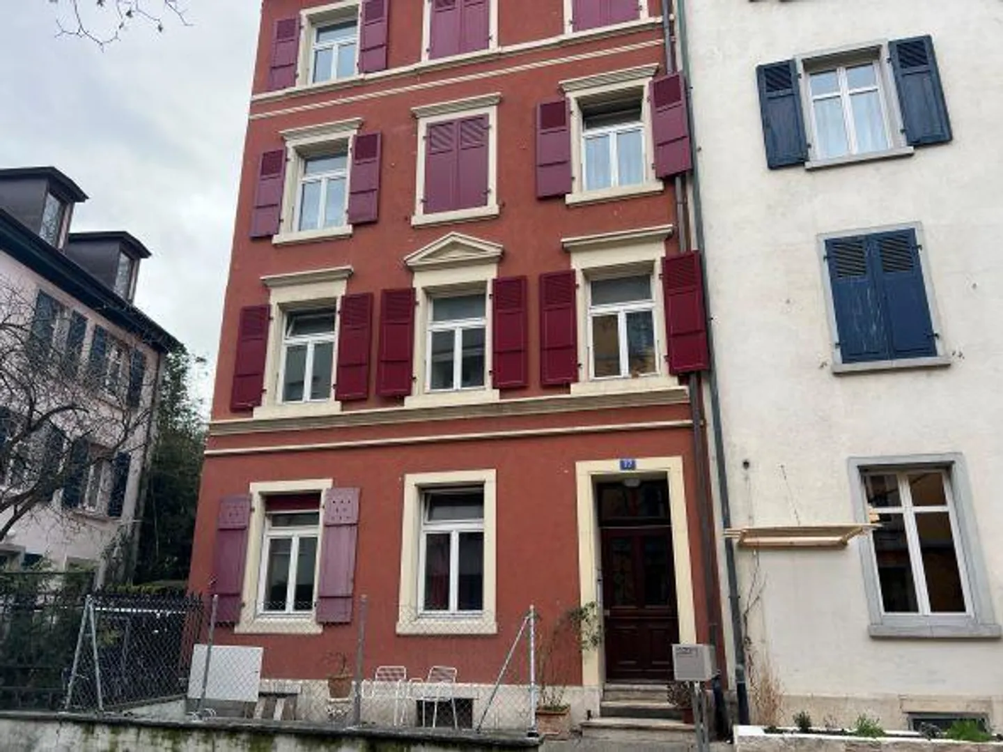 Appartement ancien de 3 pièces avec balcon sur la cour - Photo 9 sur 9