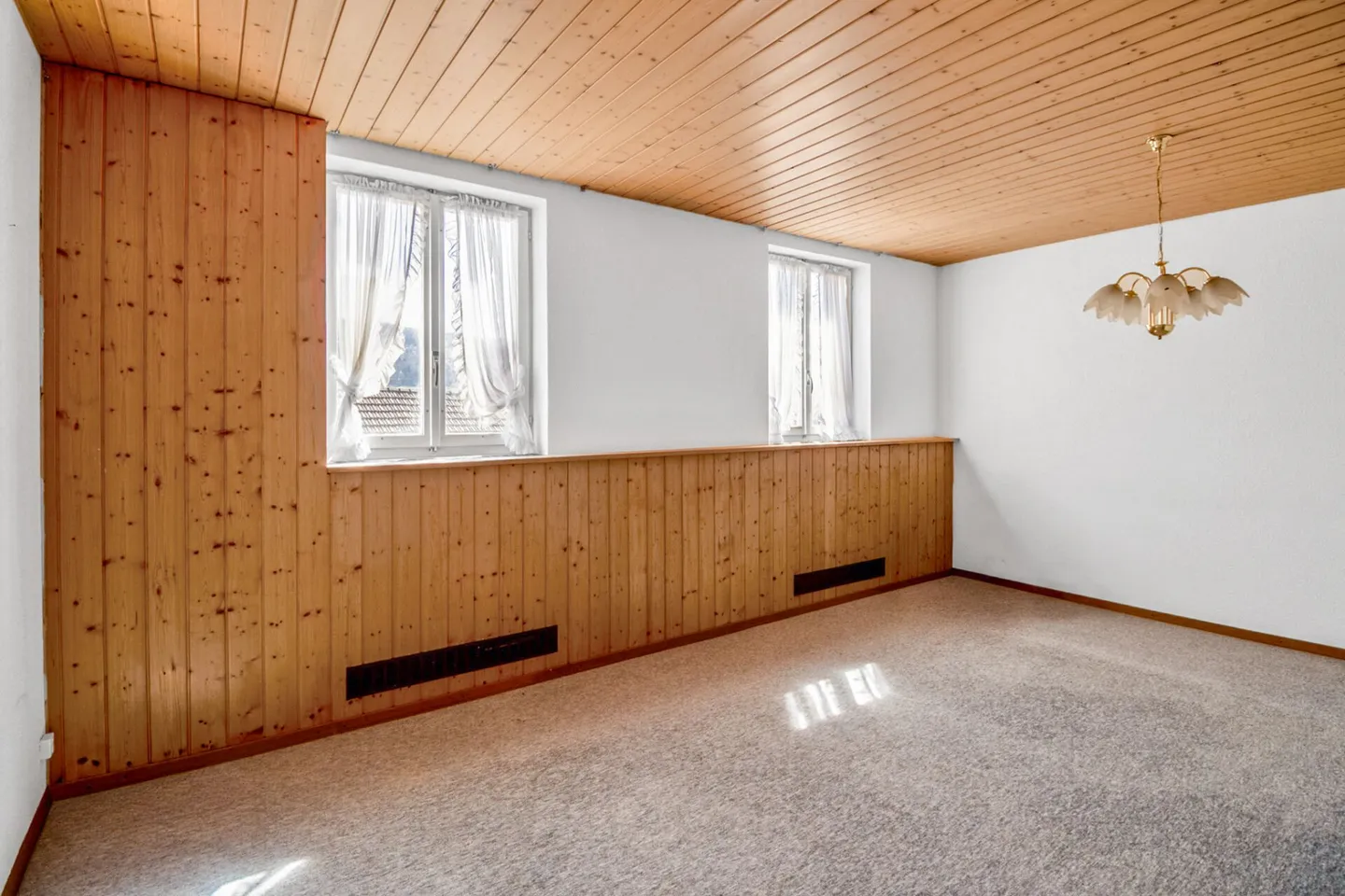 A House Full of Possibilities - Photo 16 of 18